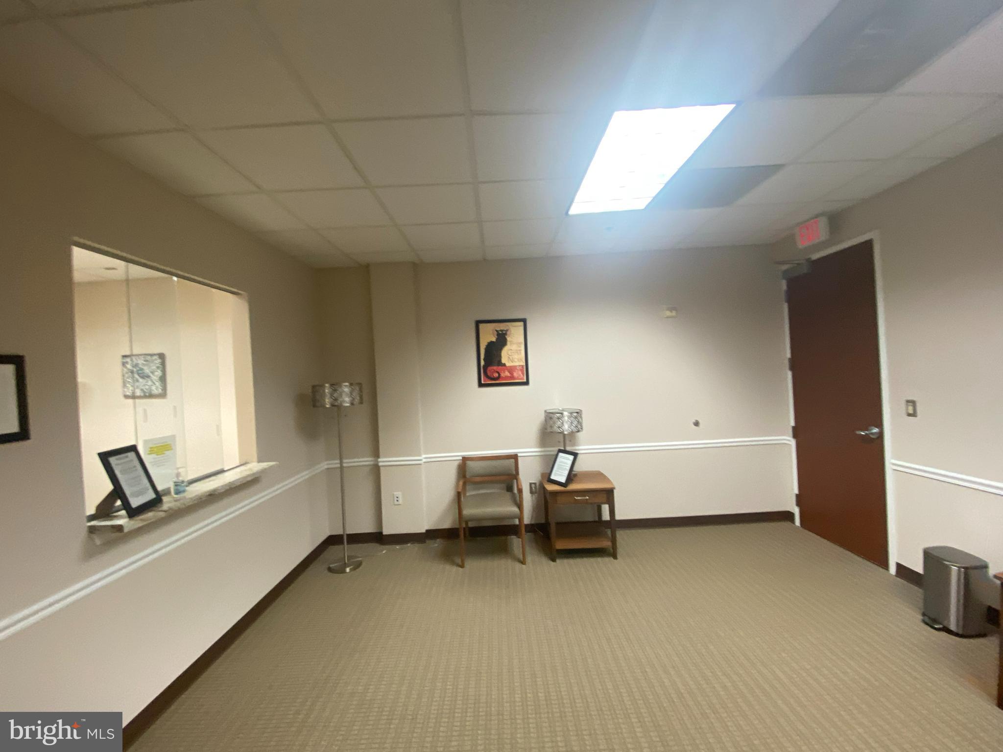 HERITAGE HUNT - Commercial Lease