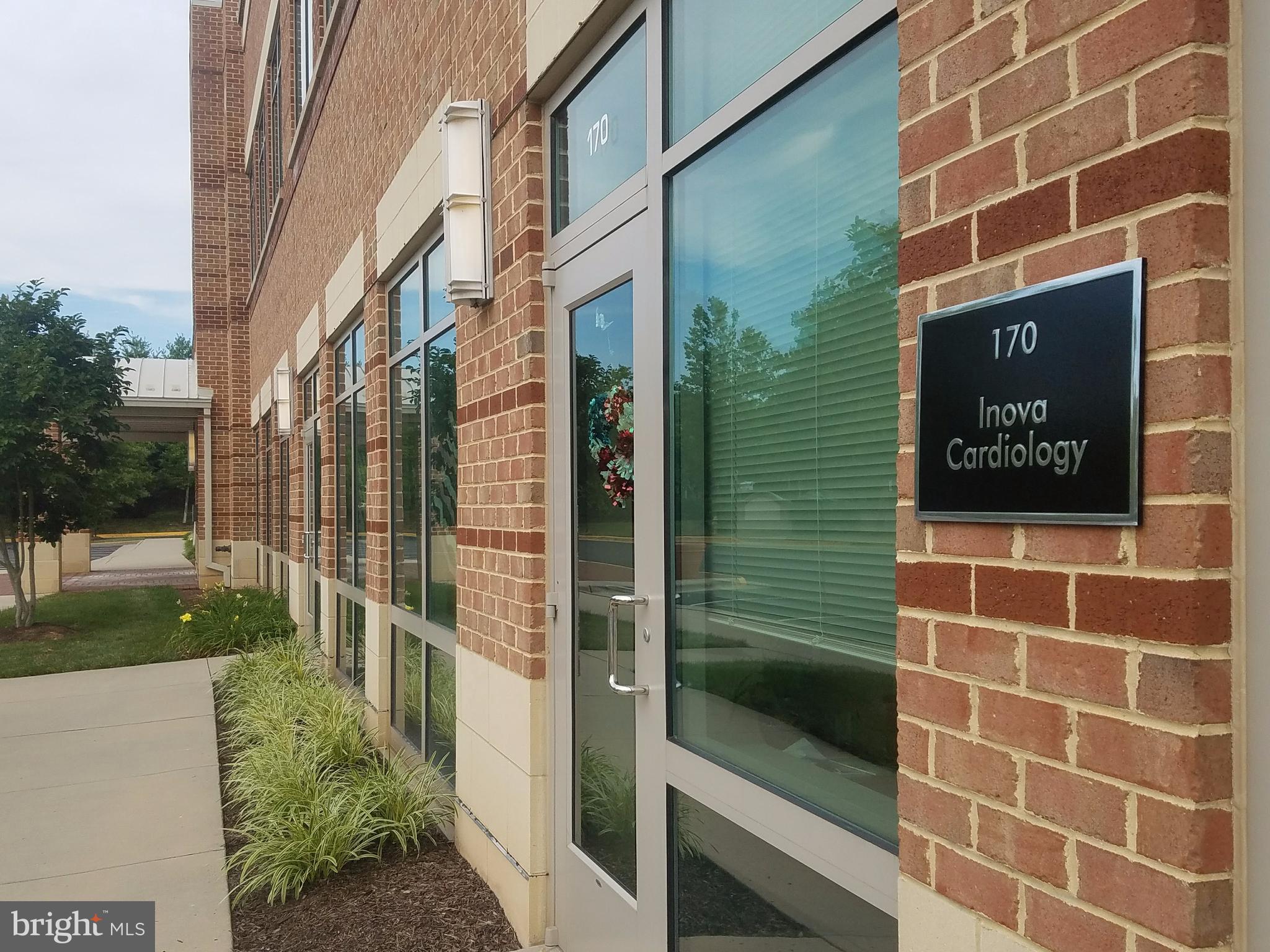 HERITAGE HUNT - Commercial Lease