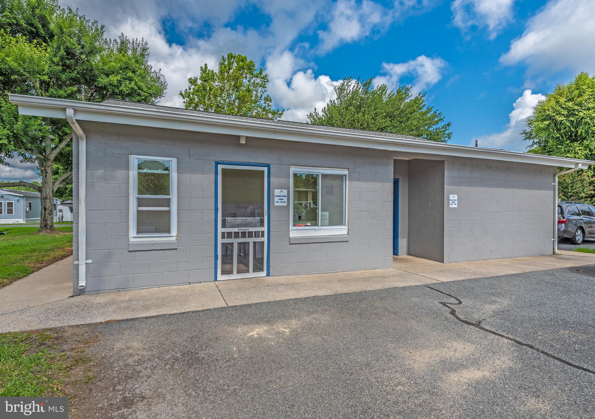 WHITE HORSE PARK I - Residential