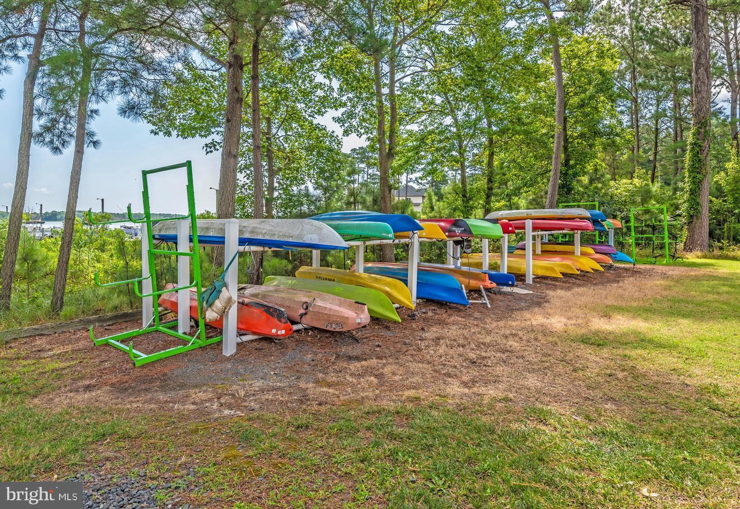 WHITE HORSE PARK I - Residential