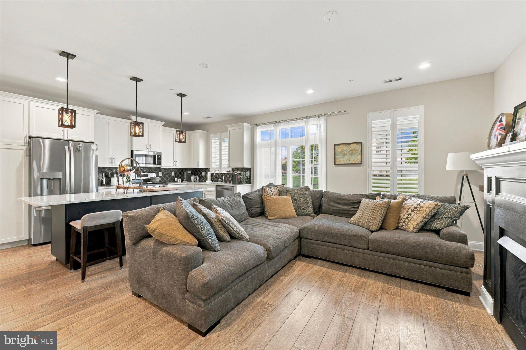 16728 RIVER VIEW CIRCLE