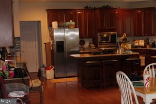 FALCON RIDGE - Residential