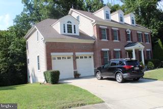 FALCON RIDGE - Residential