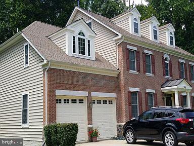 FALCON RIDGE - Residential