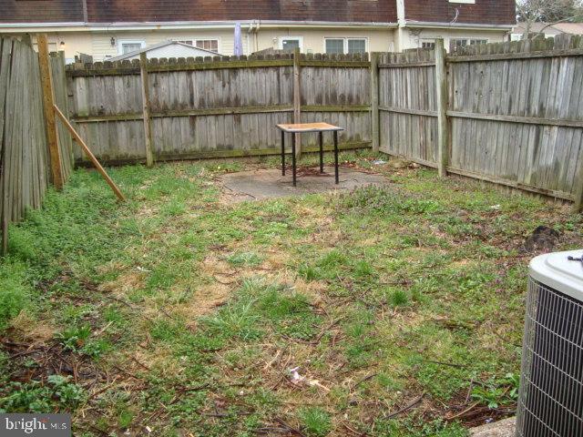 WARFIELD CONDOMINIUMS - Residential Lease