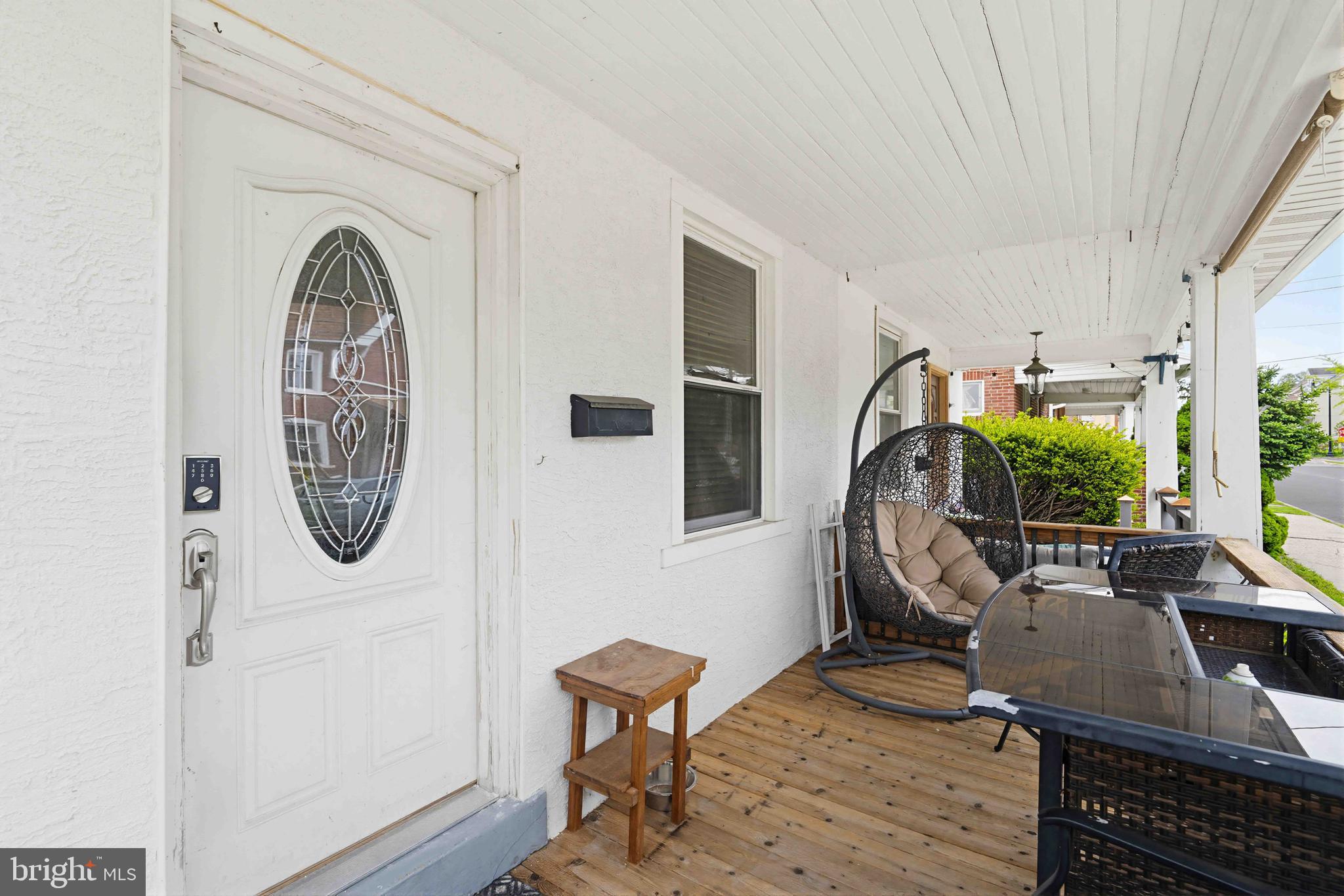LANSDALE - Residential
