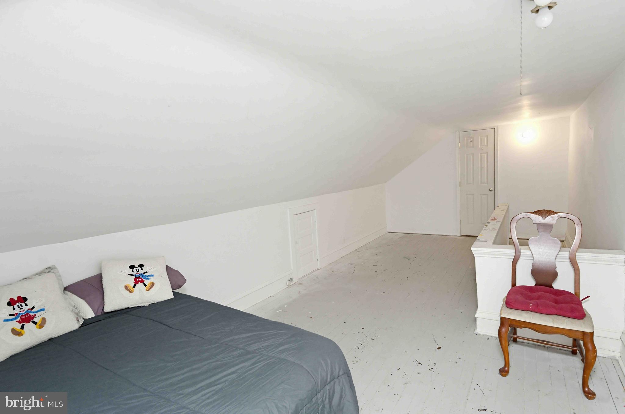 LANSDALE - Residential