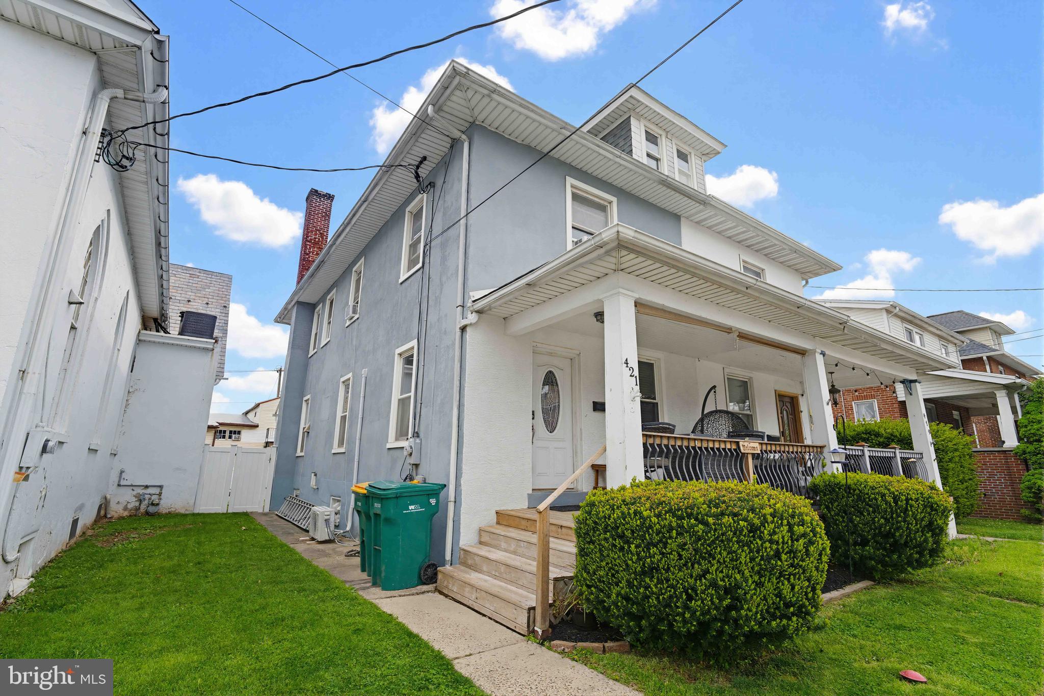 LANSDALE - Residential