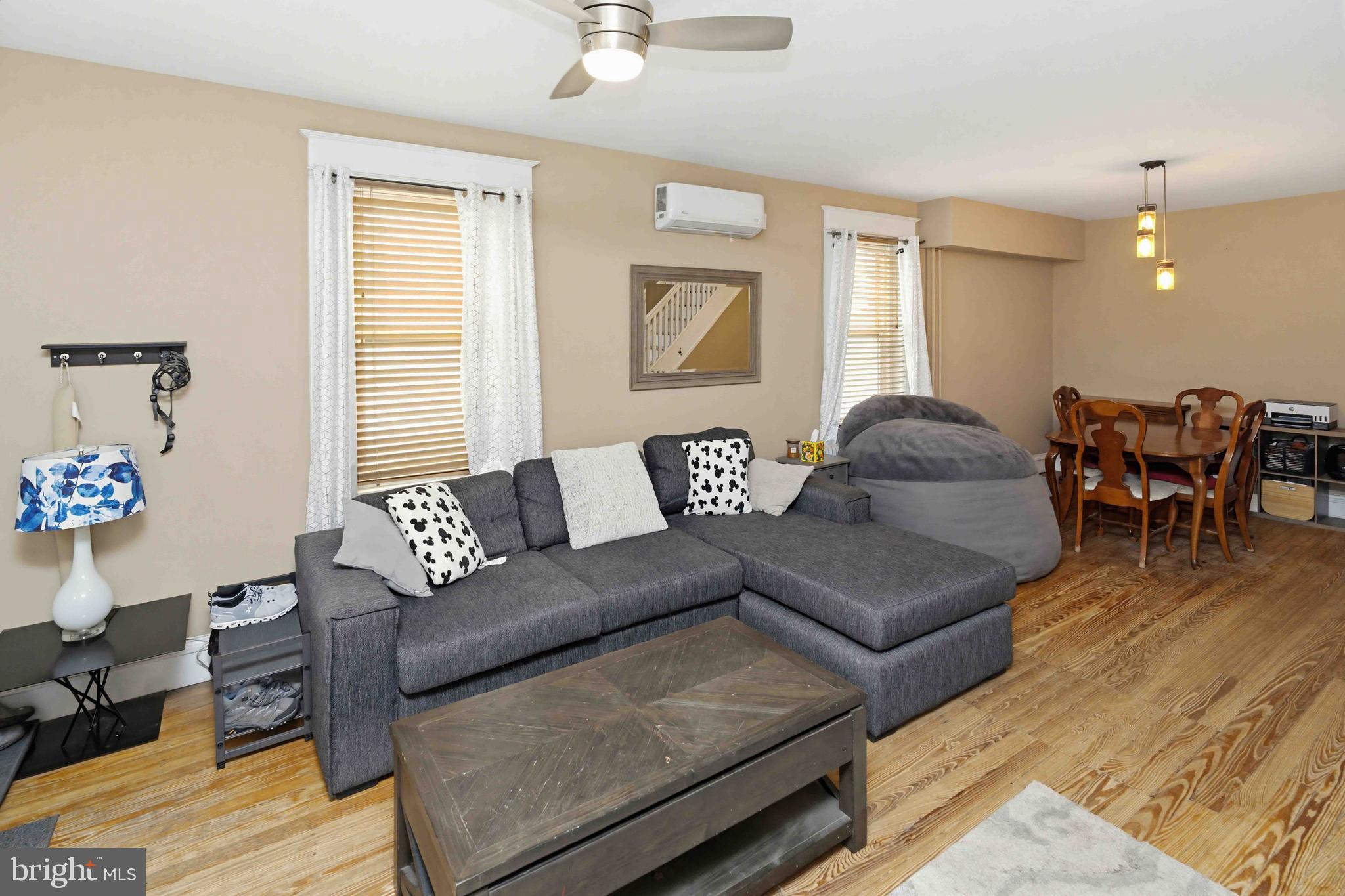 LANSDALE - Residential