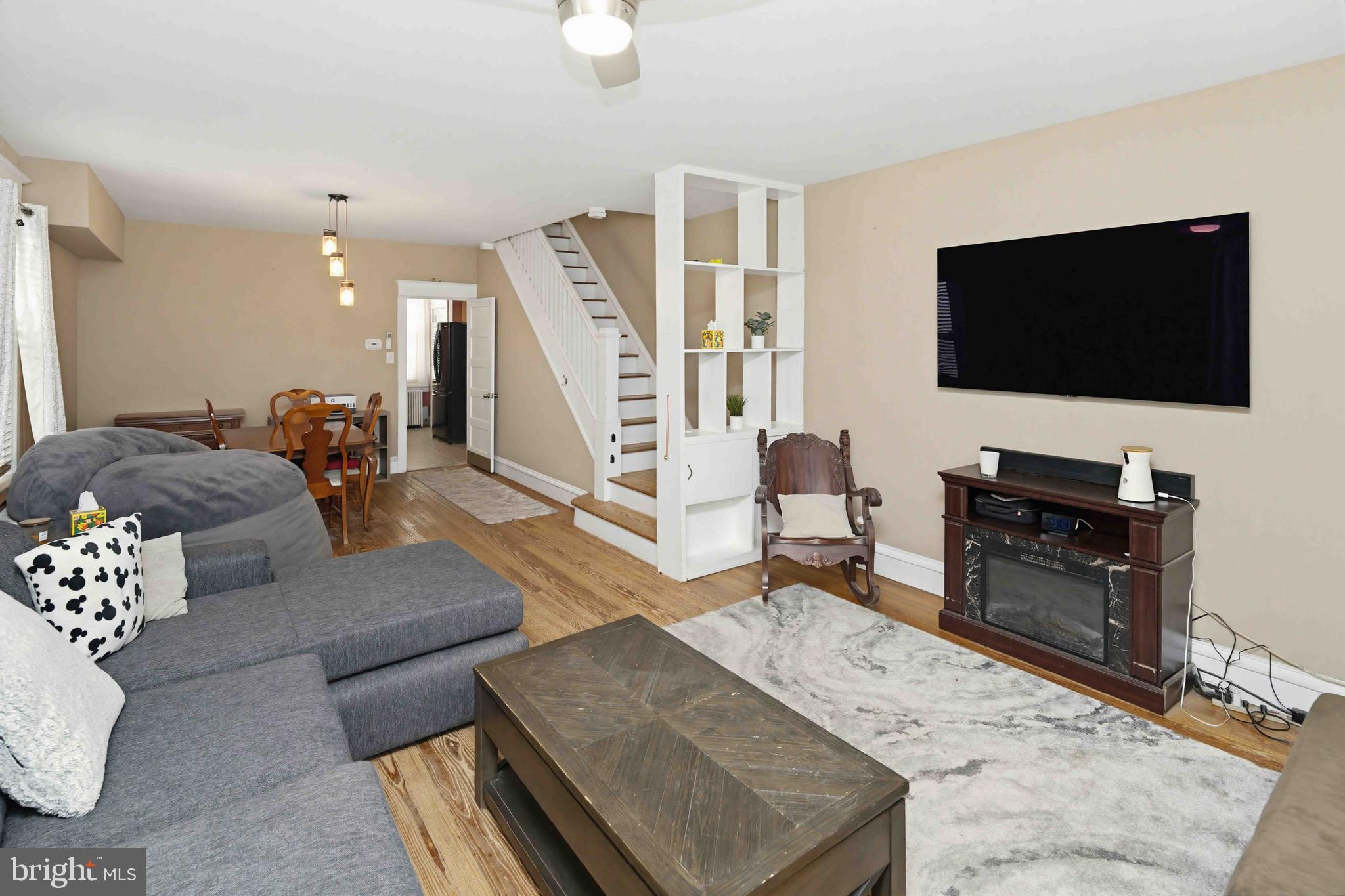 LANSDALE - Residential