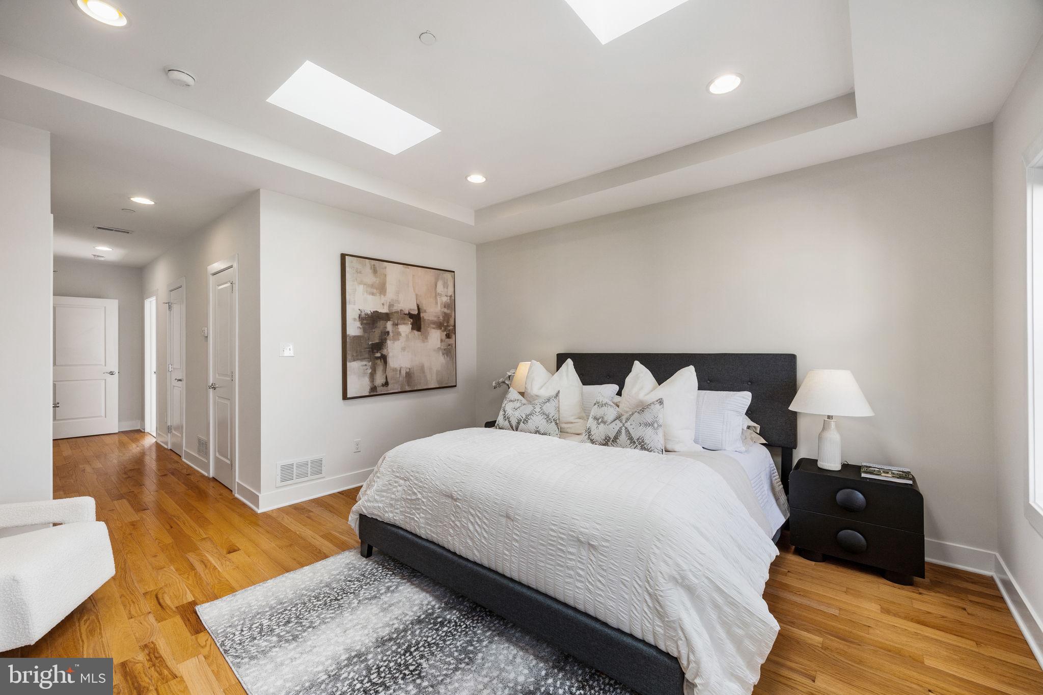 GRADUATE HOSPITAL - Residential