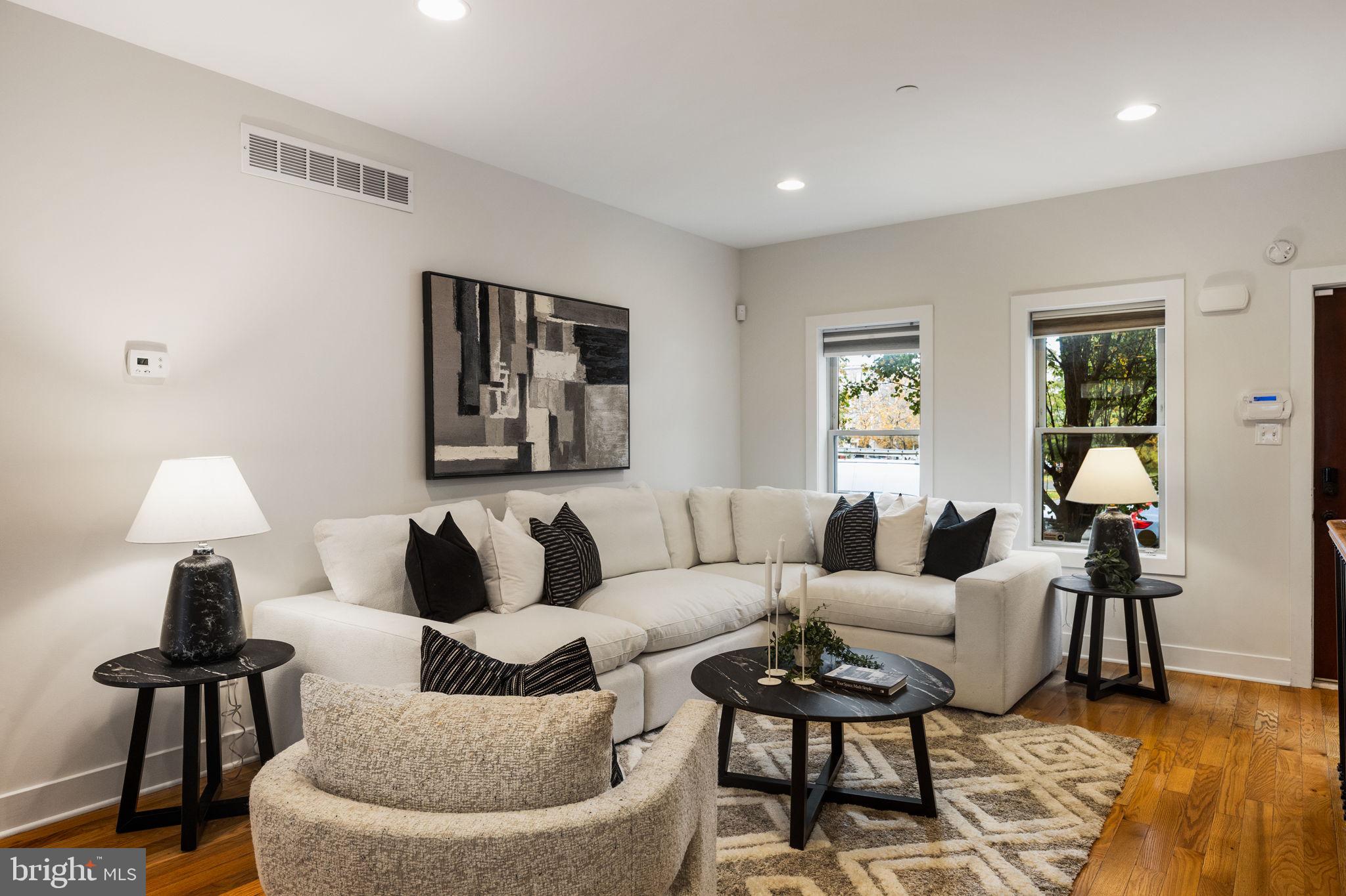 2140 CARPENTER STREET