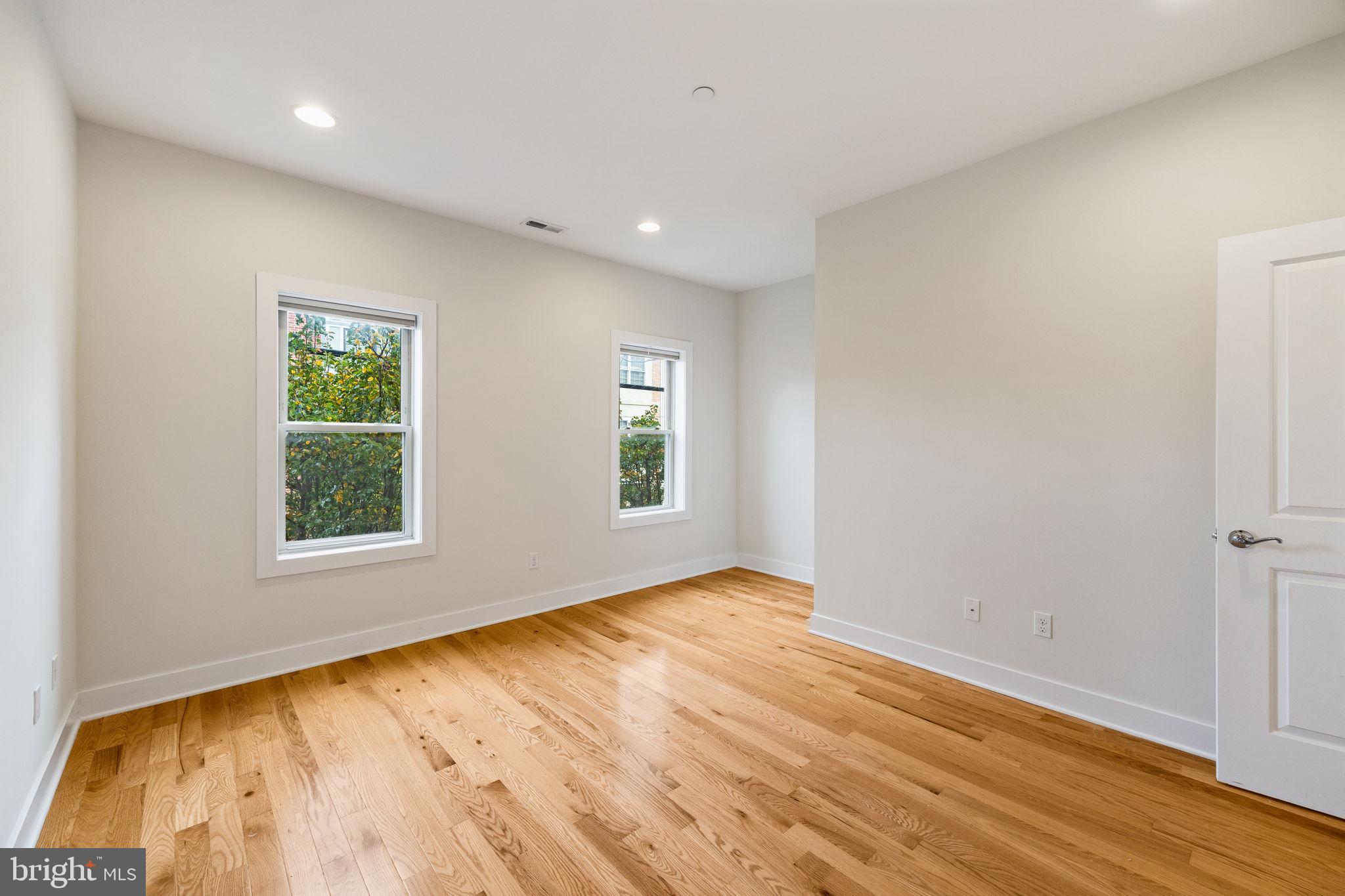 GRADUATE HOSPITAL - Residential