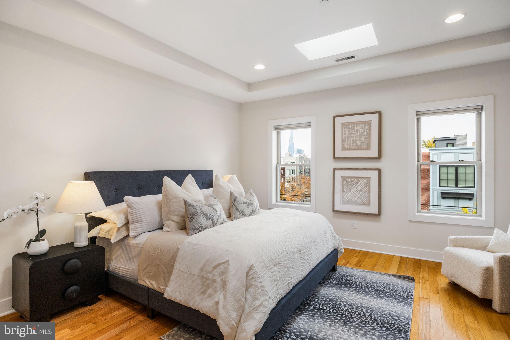 GRADUATE HOSPITAL - Residential