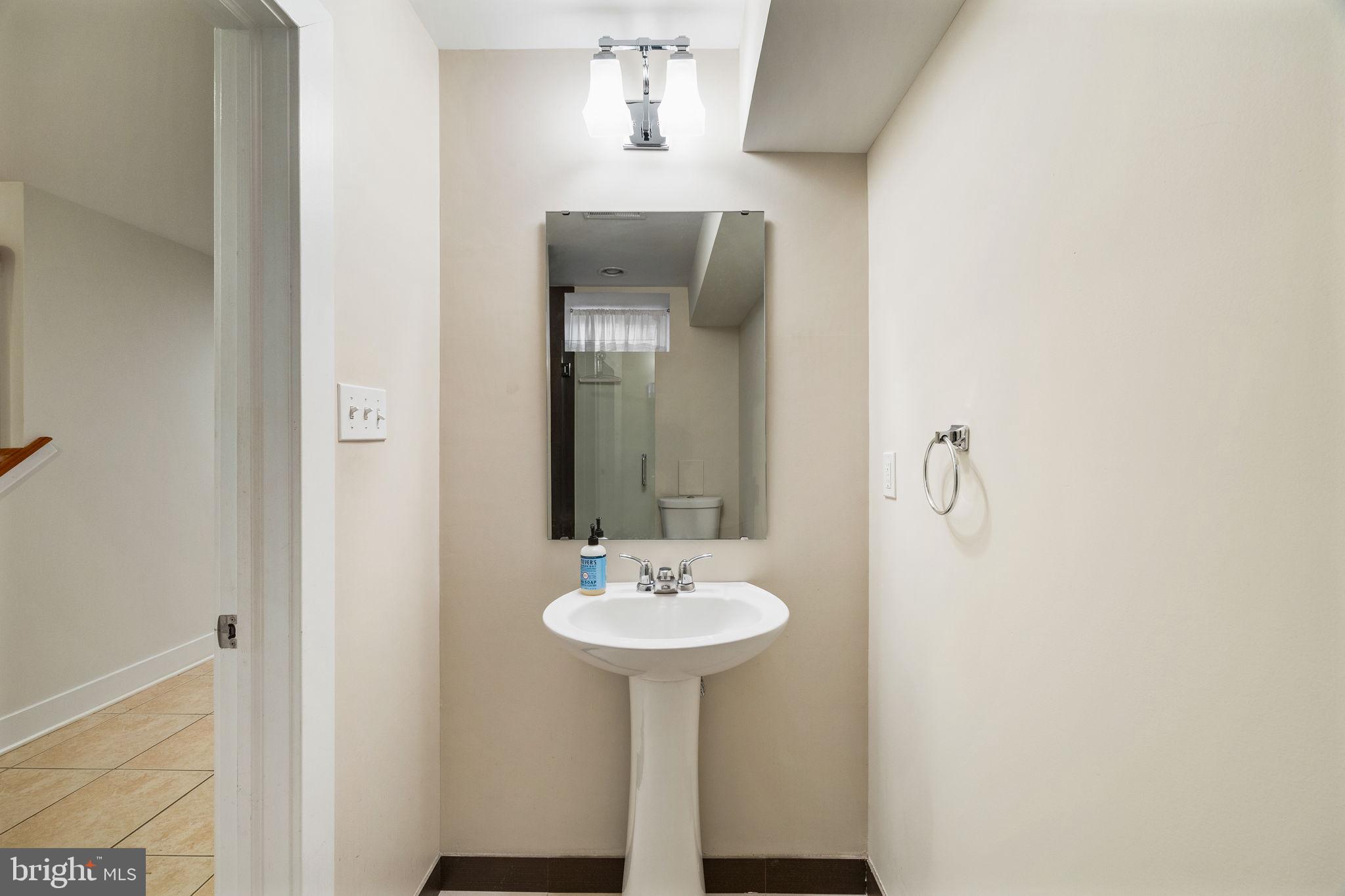 GRADUATE HOSPITAL - Residential