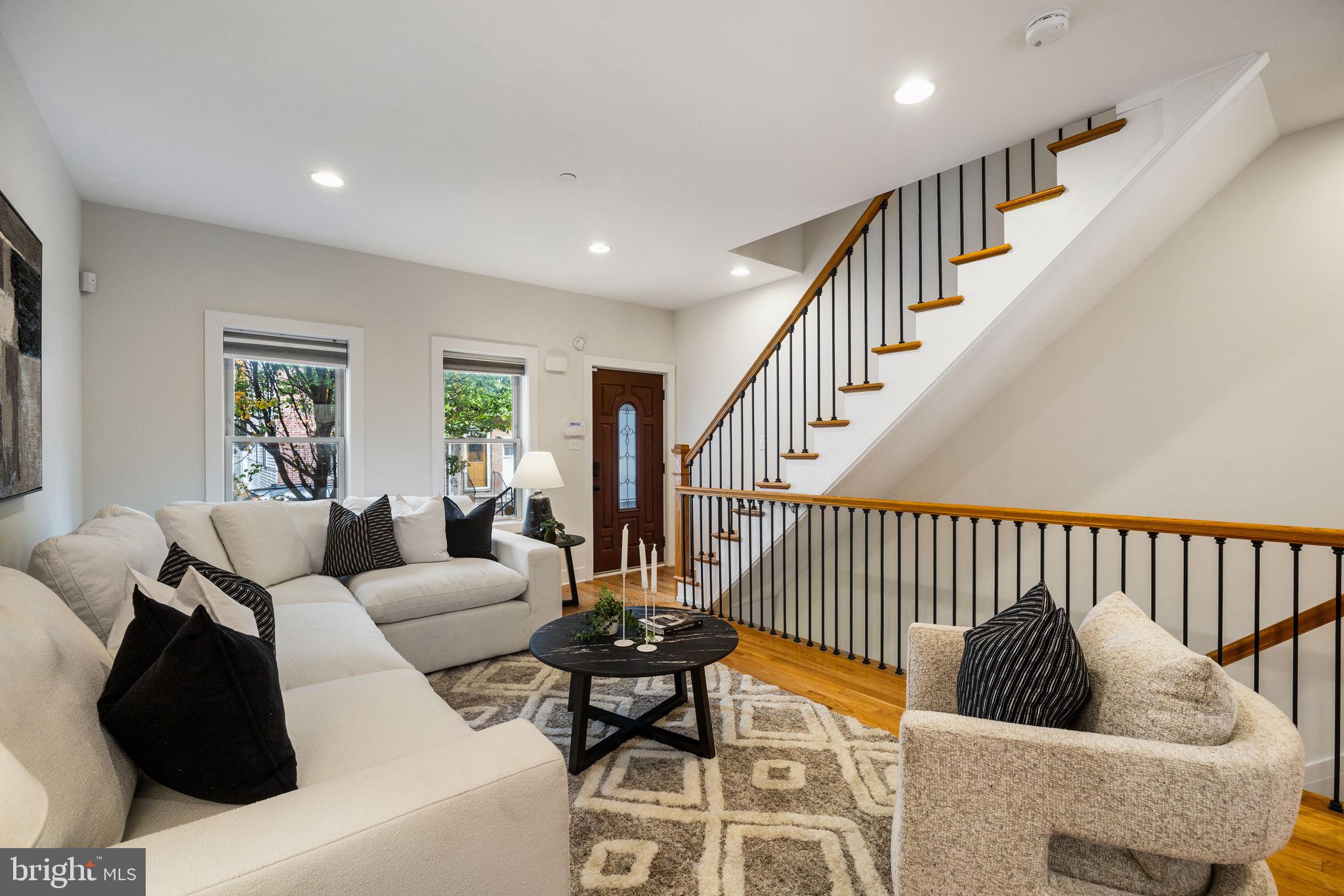 2140 CARPENTER STREET