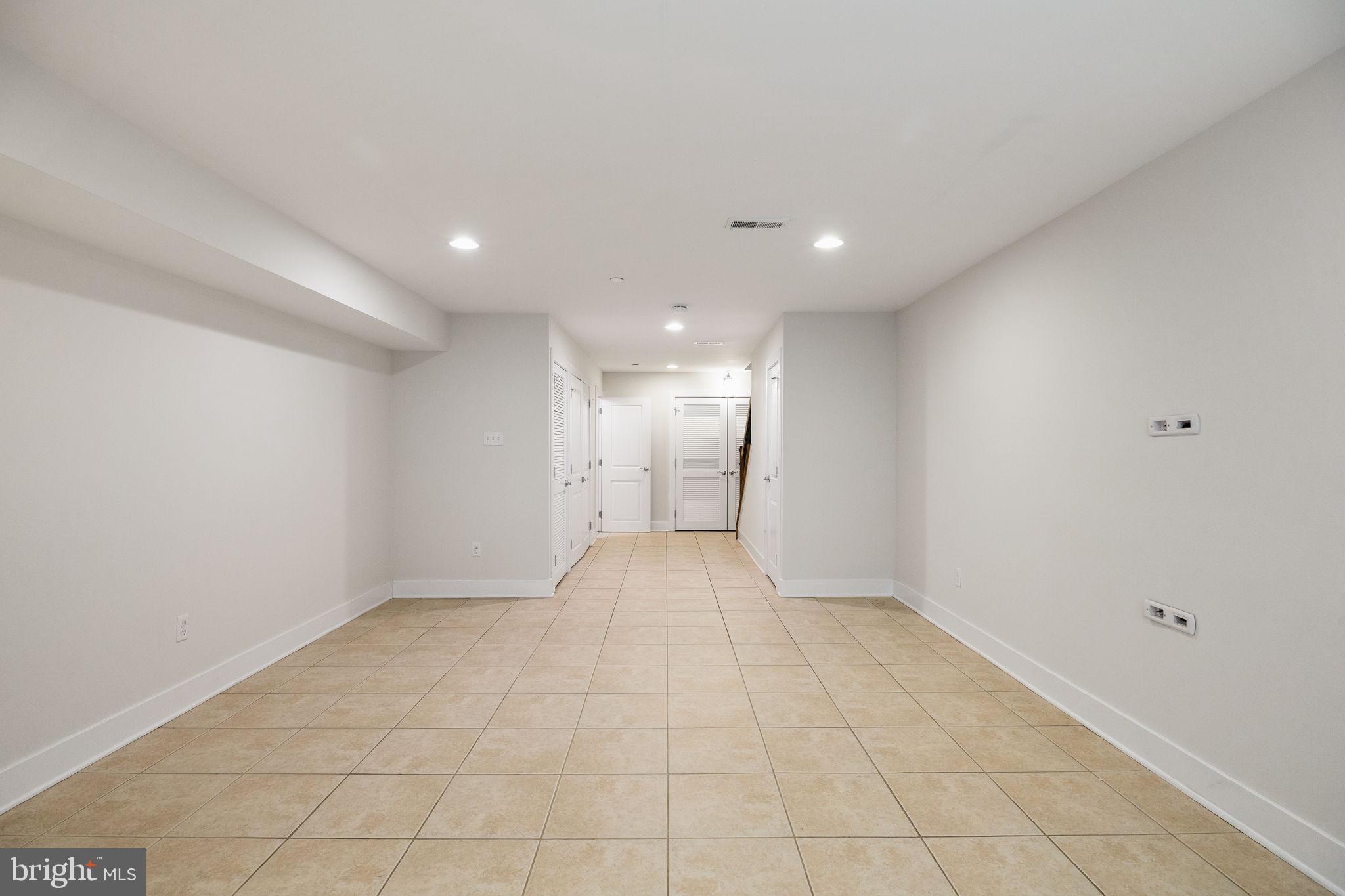 GRADUATE HOSPITAL - Residential