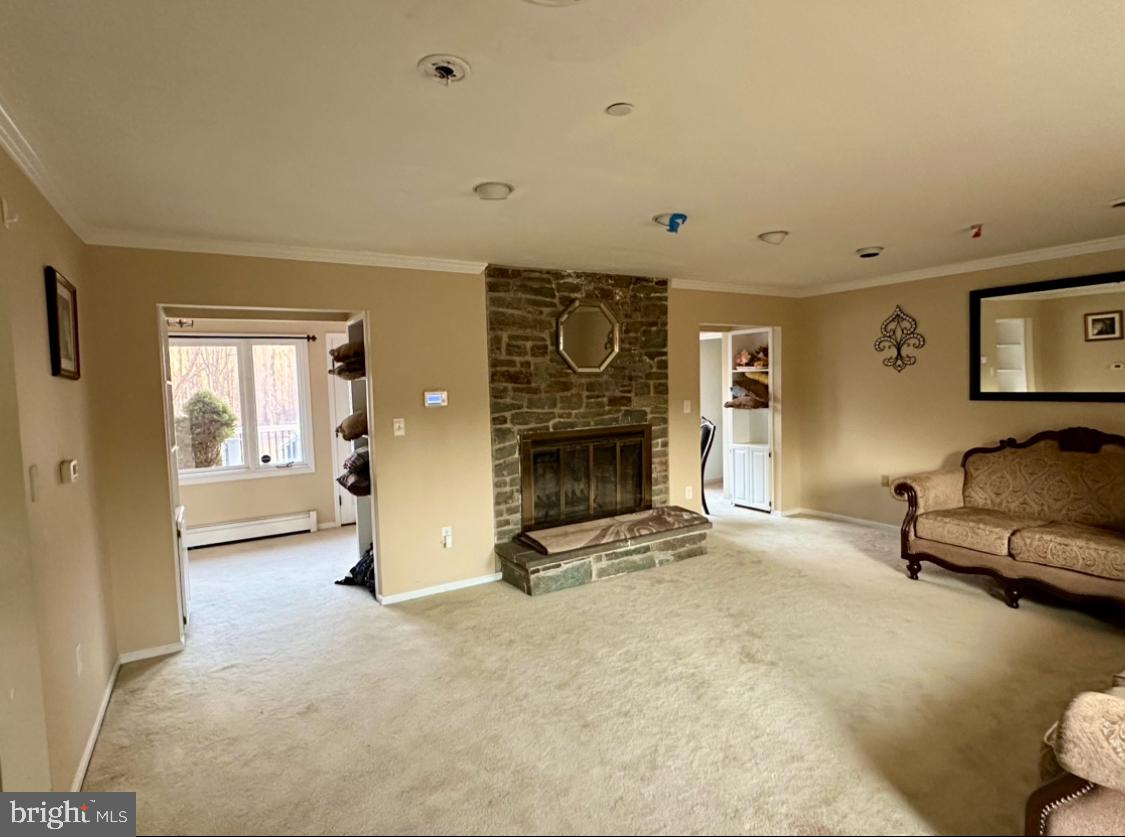 WOODMORE ACRES - Residential