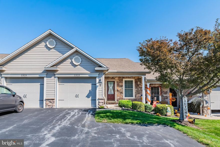 Welcome to this ranch-style townhome and enjoy the convenience of one-floor living! The spacious Living Room and Kitchen feature vaulted ceilings creating an open and airy atmosphere. The well-appointed Kitchen boasts elegant oak cabinets, solid surface counters, and a stylish tiled backsplash. Solar tubes add an abundance of natural light, enhancing the warmth of this space. Retreat to the primary bedroom, complete with an ensuite for added privacy and convenience. A second bedroom provides flexibility for guests or a home office, while the hall bathroom serves the needs of family and friends. Enjoy the ease of 1st floor laundry, ensuring practicality in your daily routine. The full unfinished basement, equipped with an egress window, offers endless possibilities for customization – ideal for additional living space, a home gyn, or ample storage. A one-car garage adds to the convenience of this charming townhome, which perfectly blends comfort, style and functionality in a desirable location. Convenient to area shopping, amenities and highways. See today!