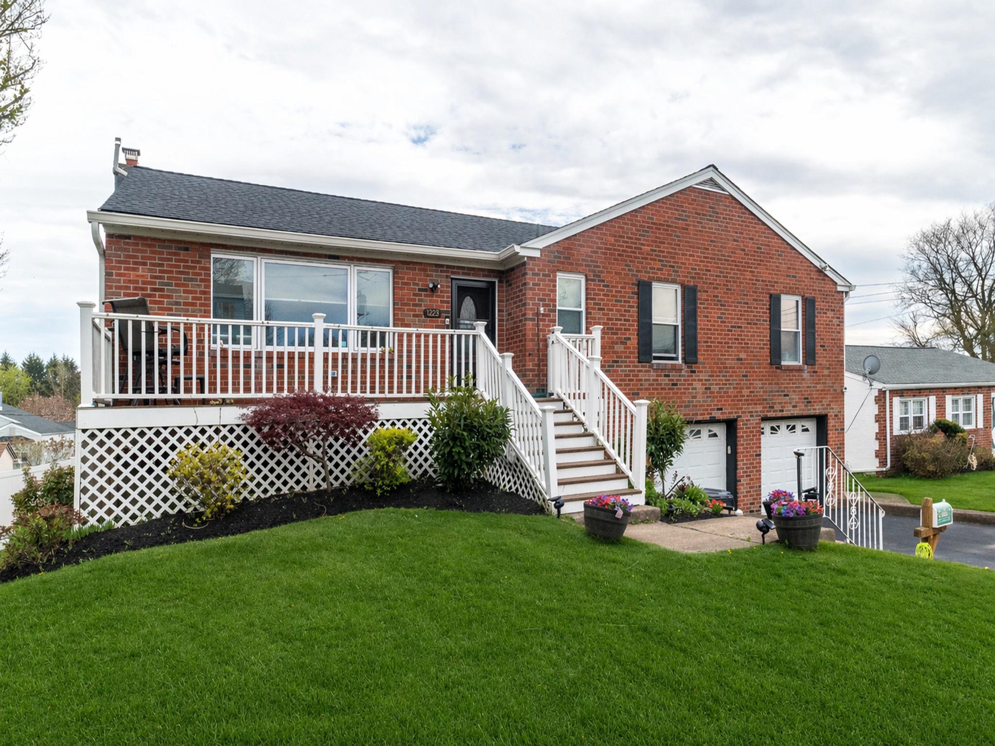 ROSLYN - Residential