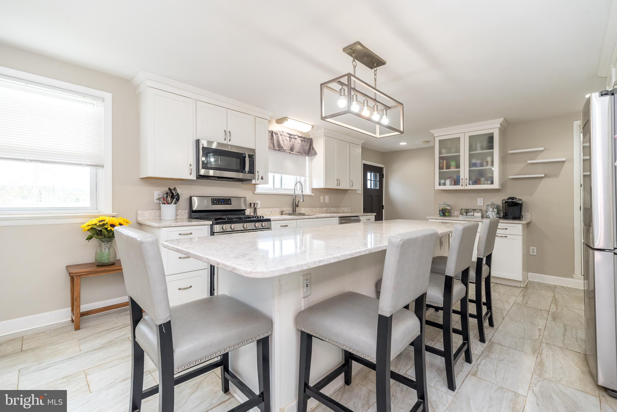 ROSLYN - Residential