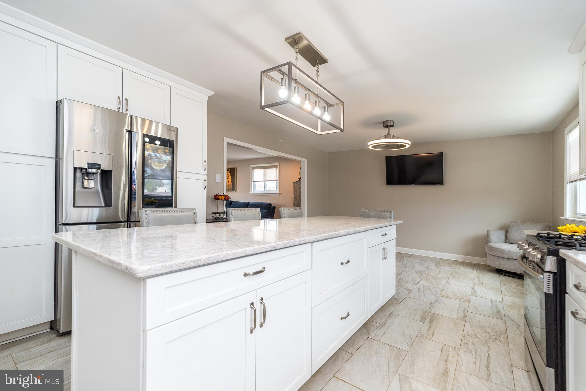 ROSLYN - Residential