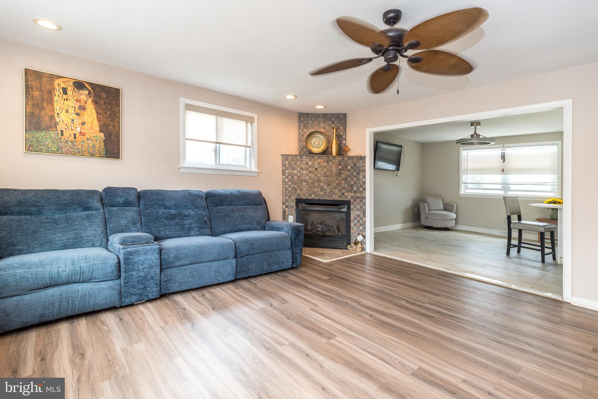 ROSLYN - Residential