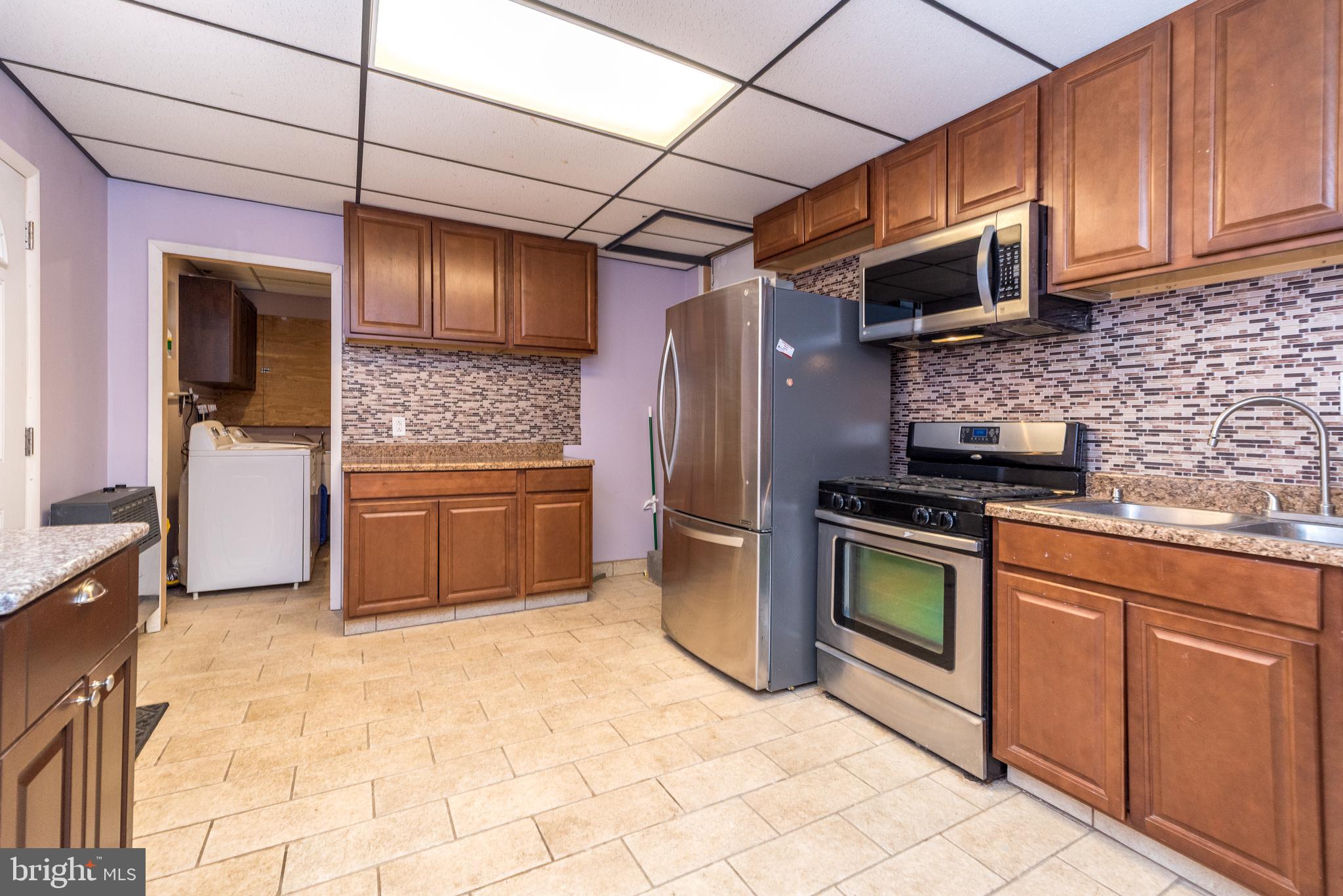 ROSLYN - Residential