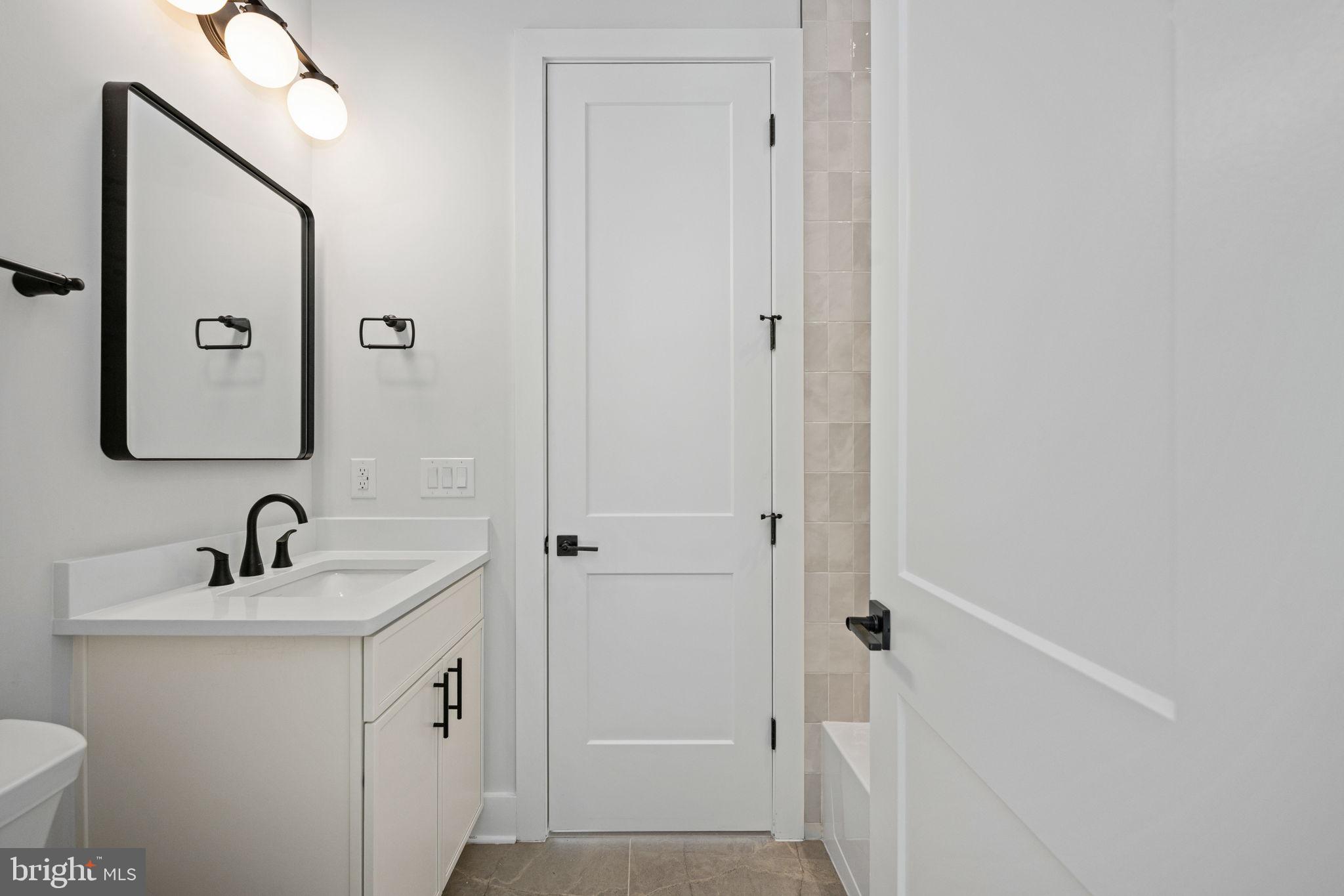 ROSNI ESTATES - Residential