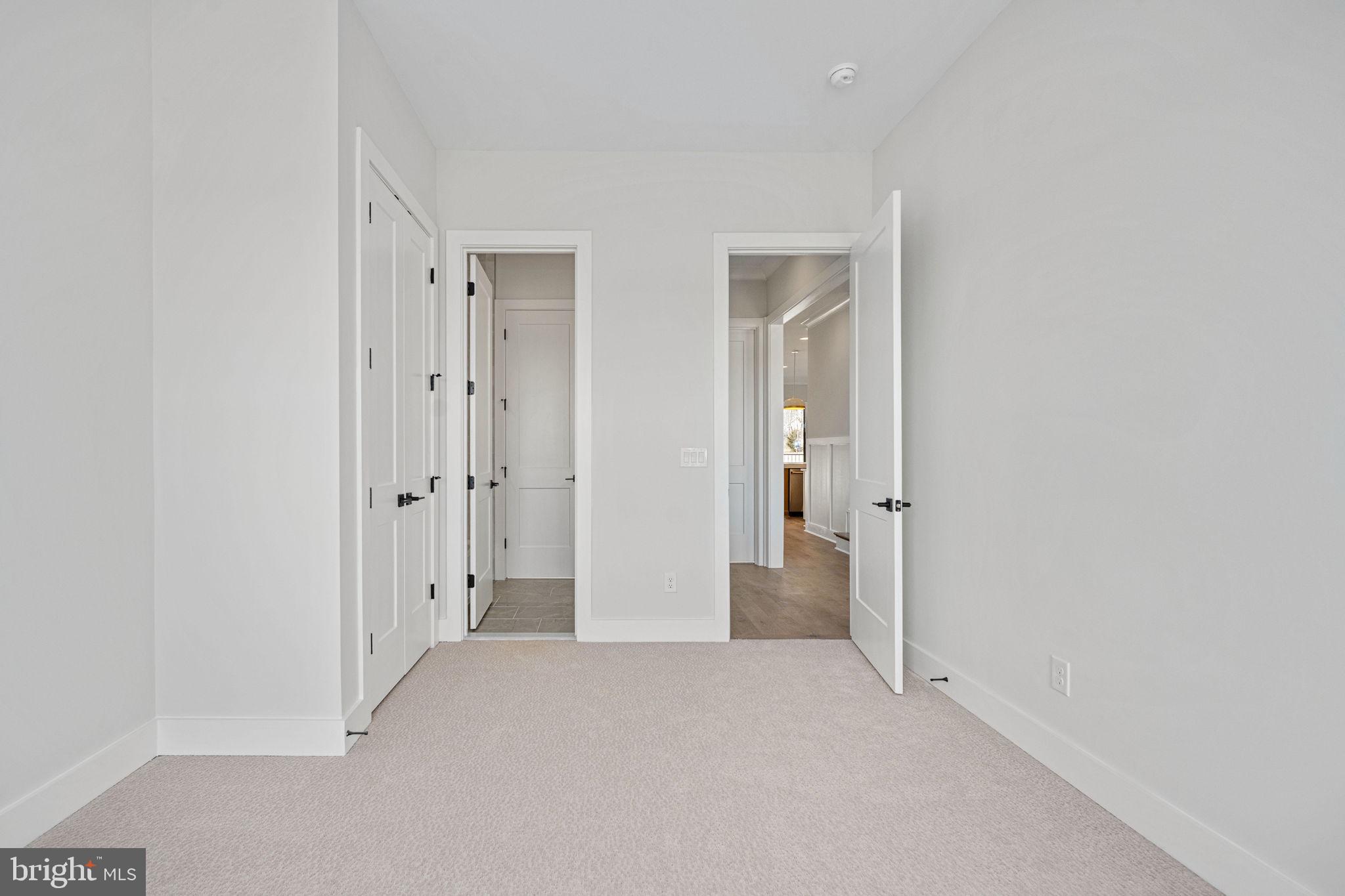 ROSNI ESTATES - Residential