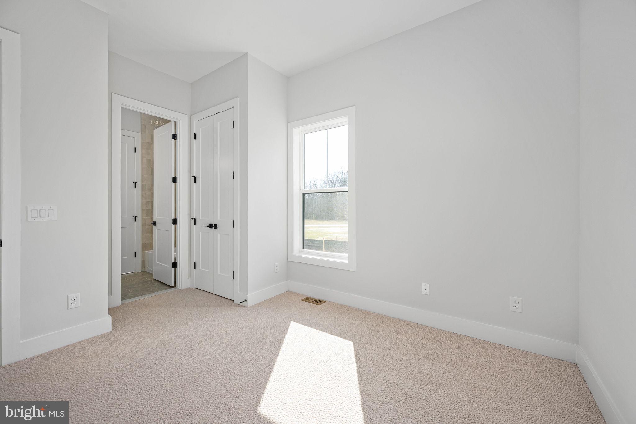 ROSNI ESTATES - Residential