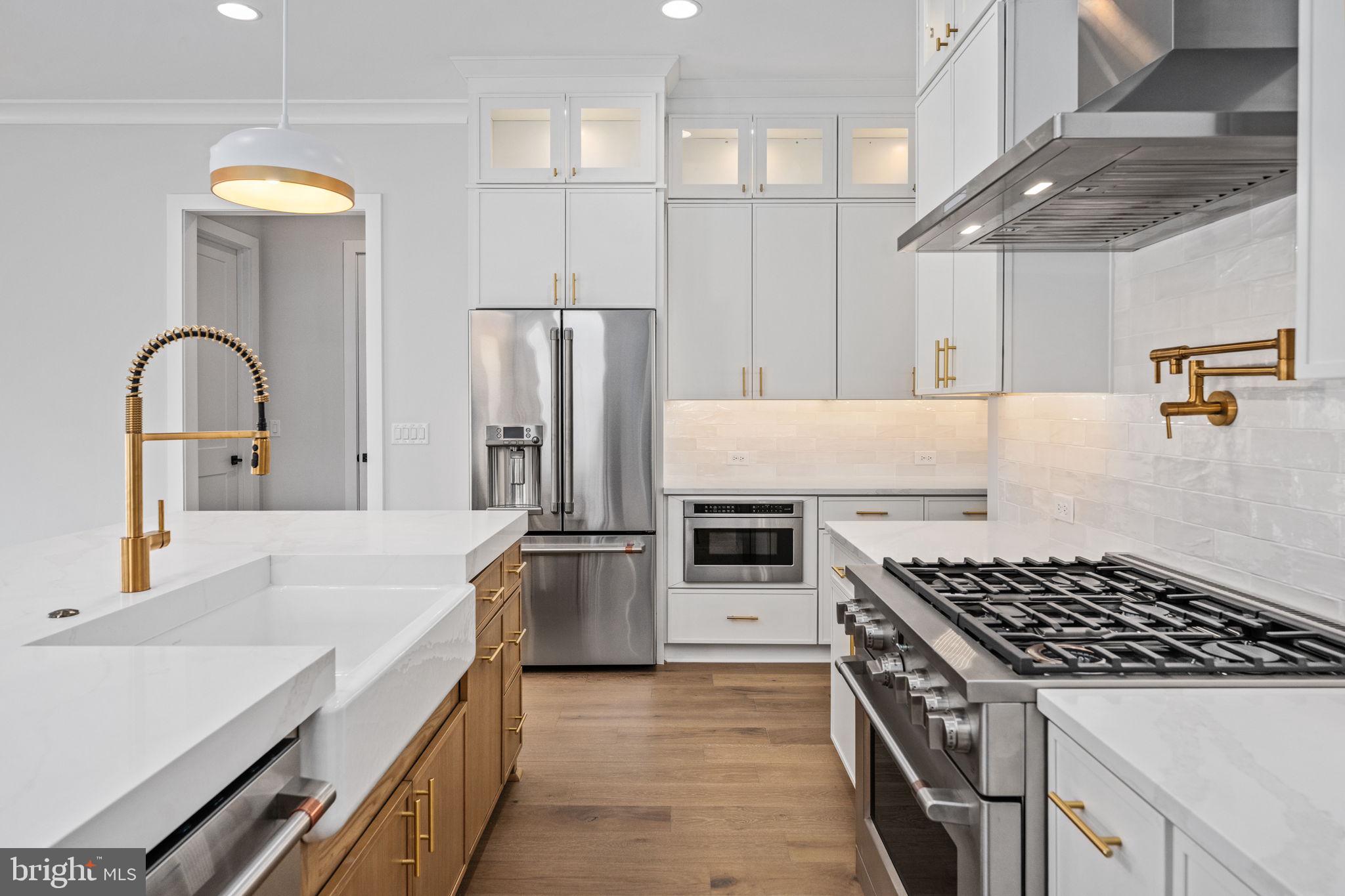 ROSNI ESTATES - Residential