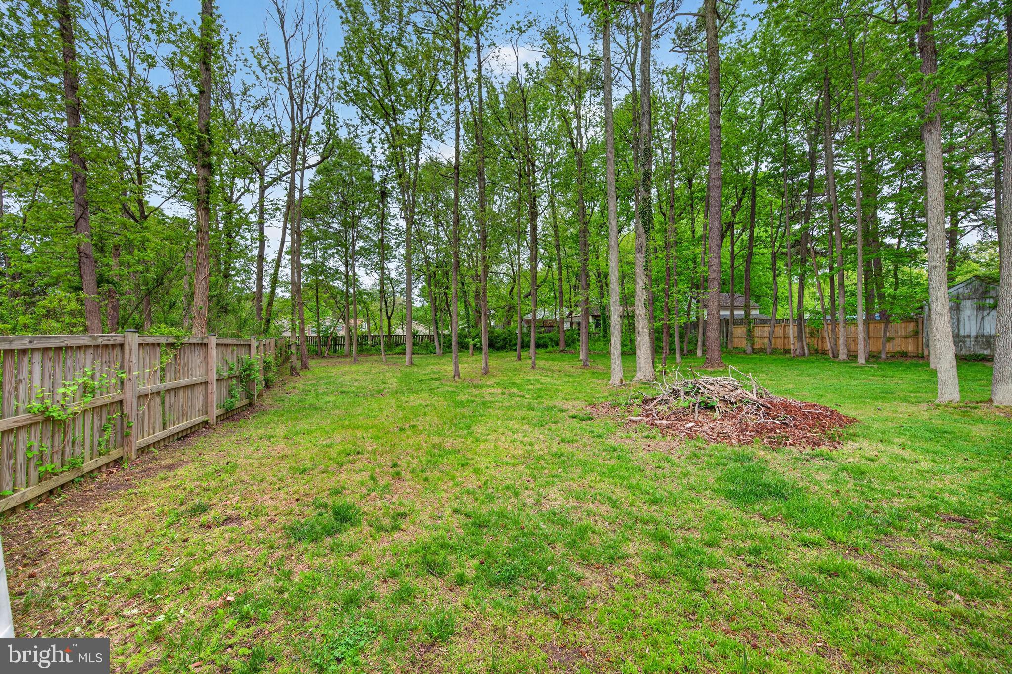 FRANKLIN MANOR BEACH - Residential