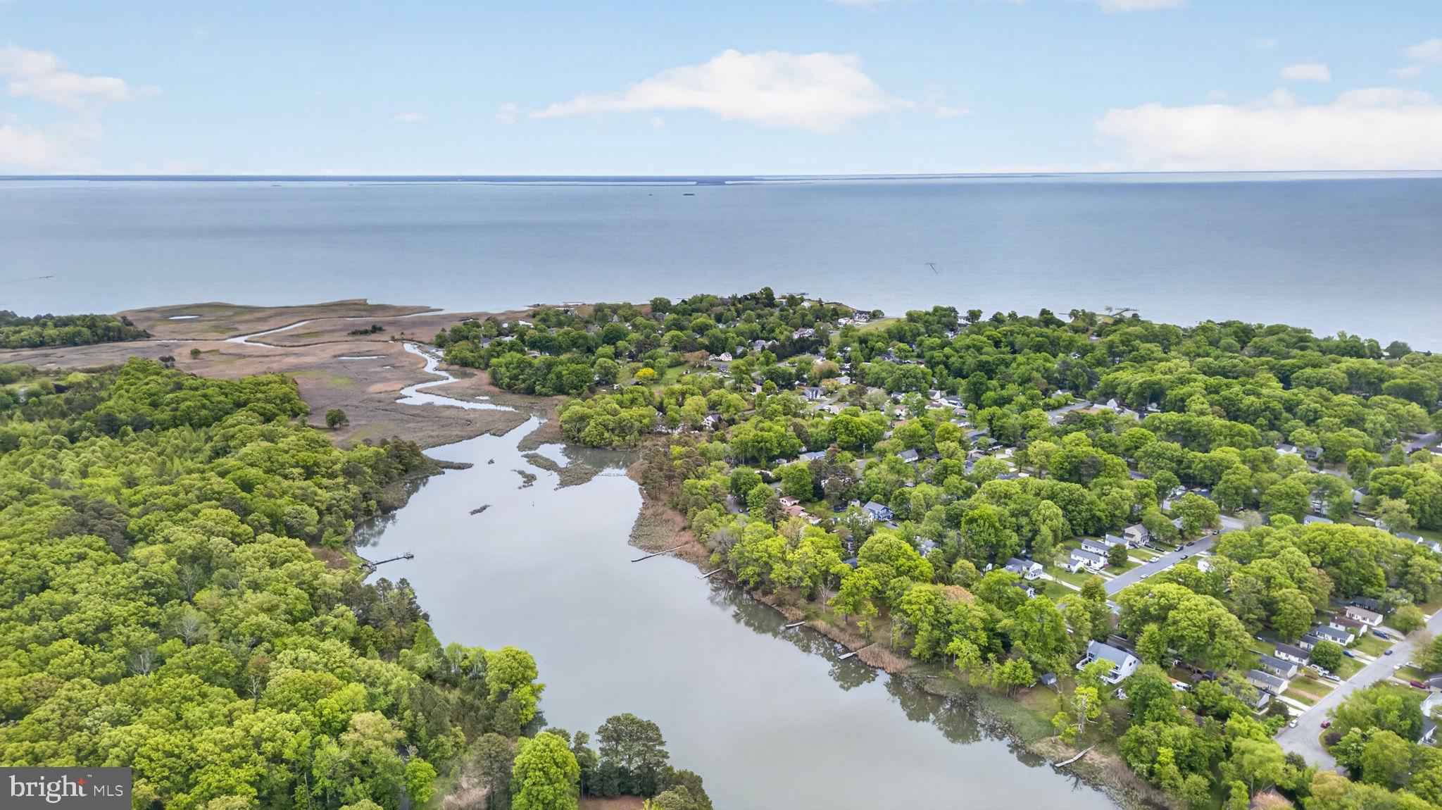 FRANKLIN MANOR BEACH - Residential