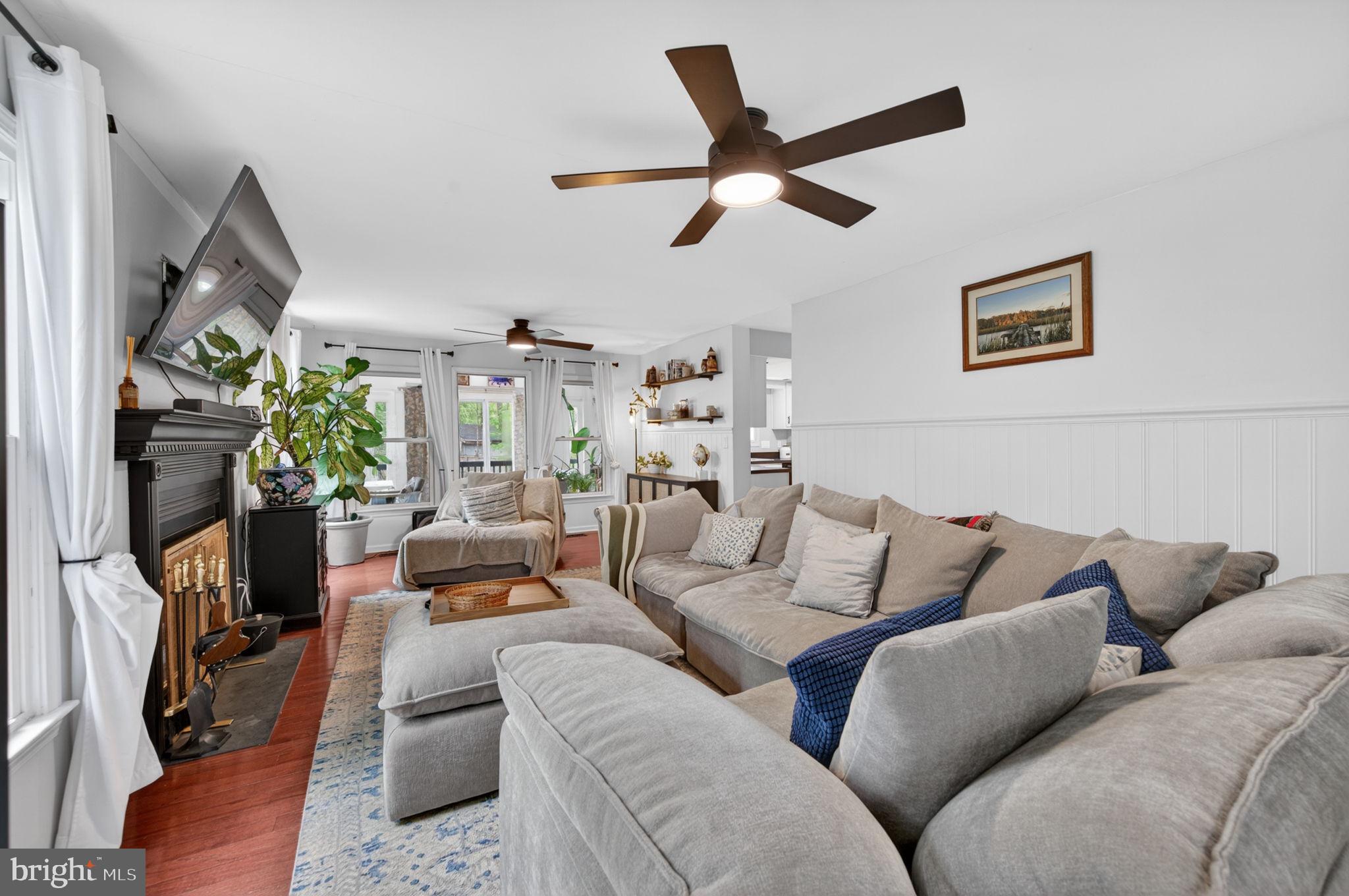 FRANKLIN MANOR BEACH - Residential