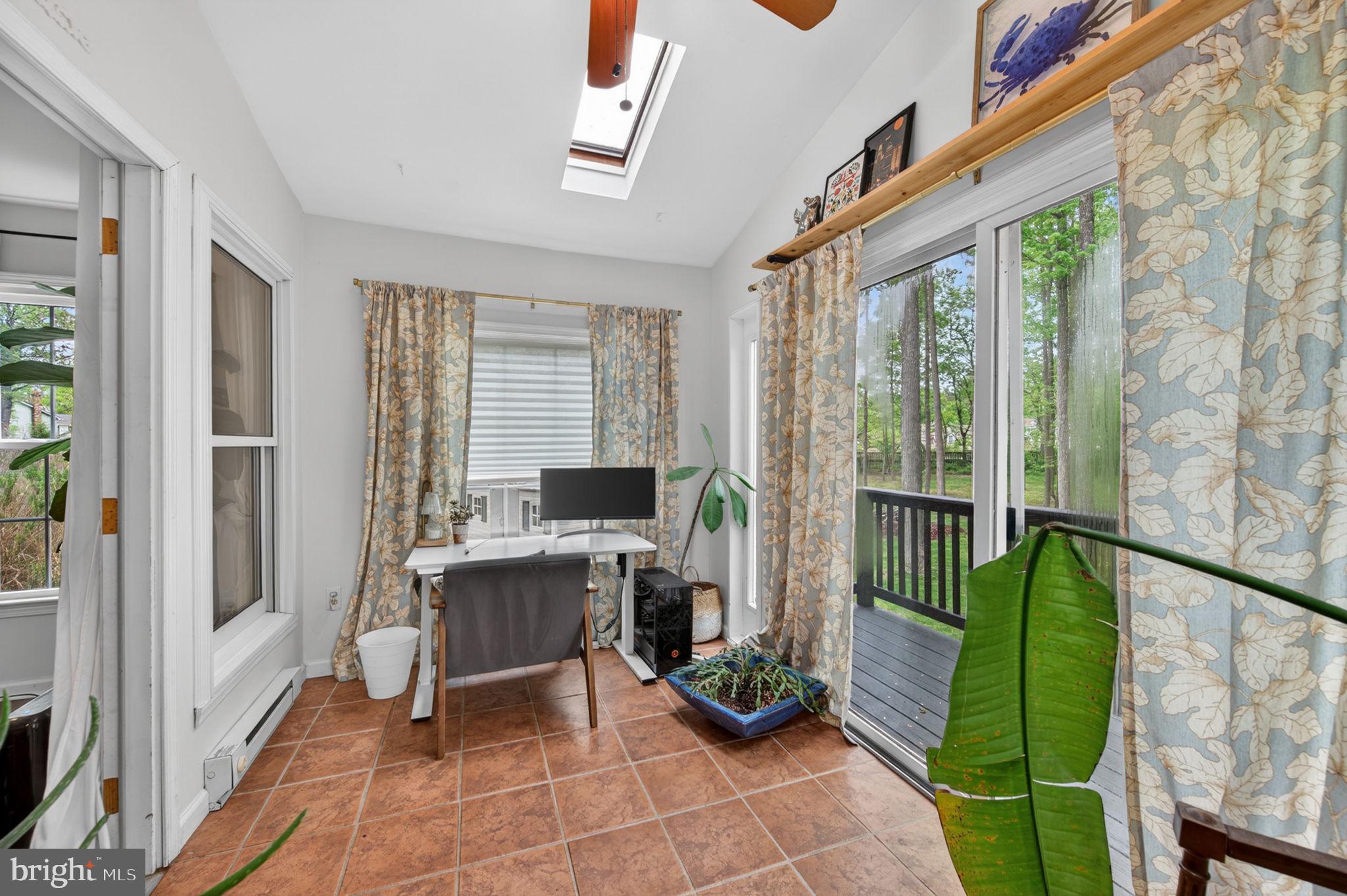 FRANKLIN MANOR BEACH - Residential