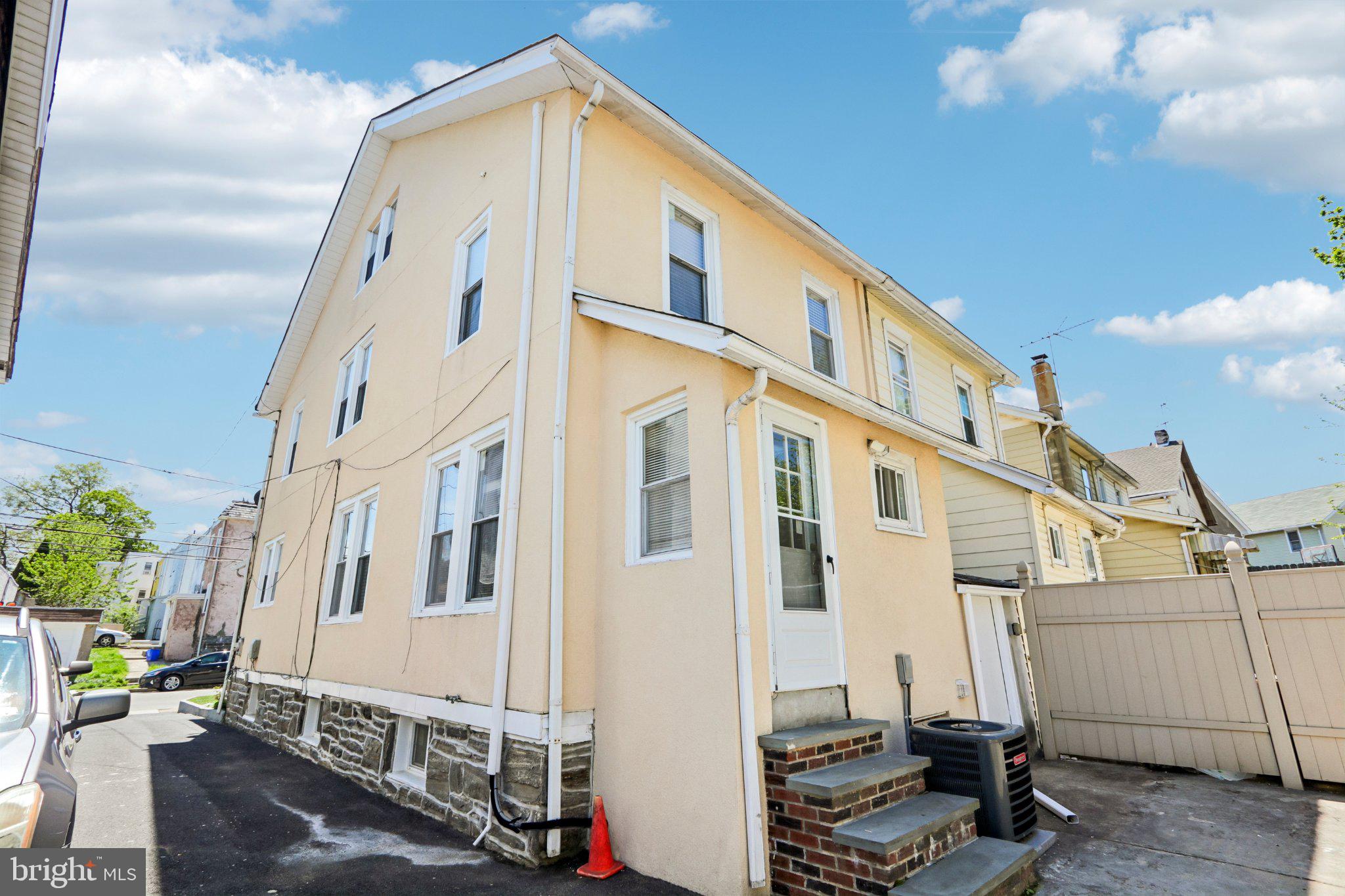 HIGHLAND PARK - Residential