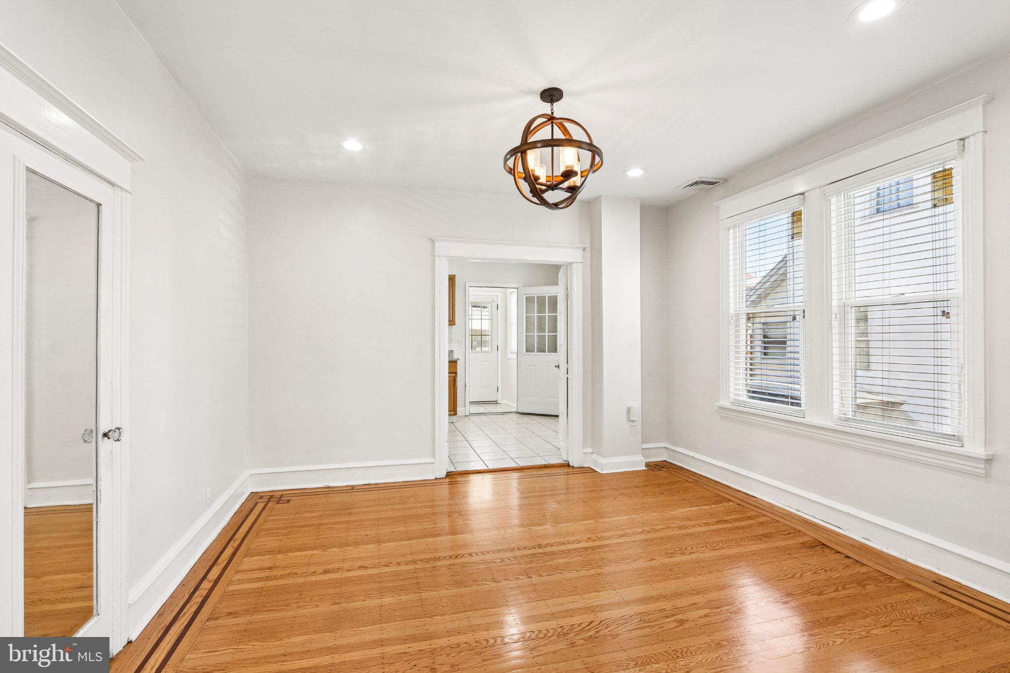 HIGHLAND PARK - Residential