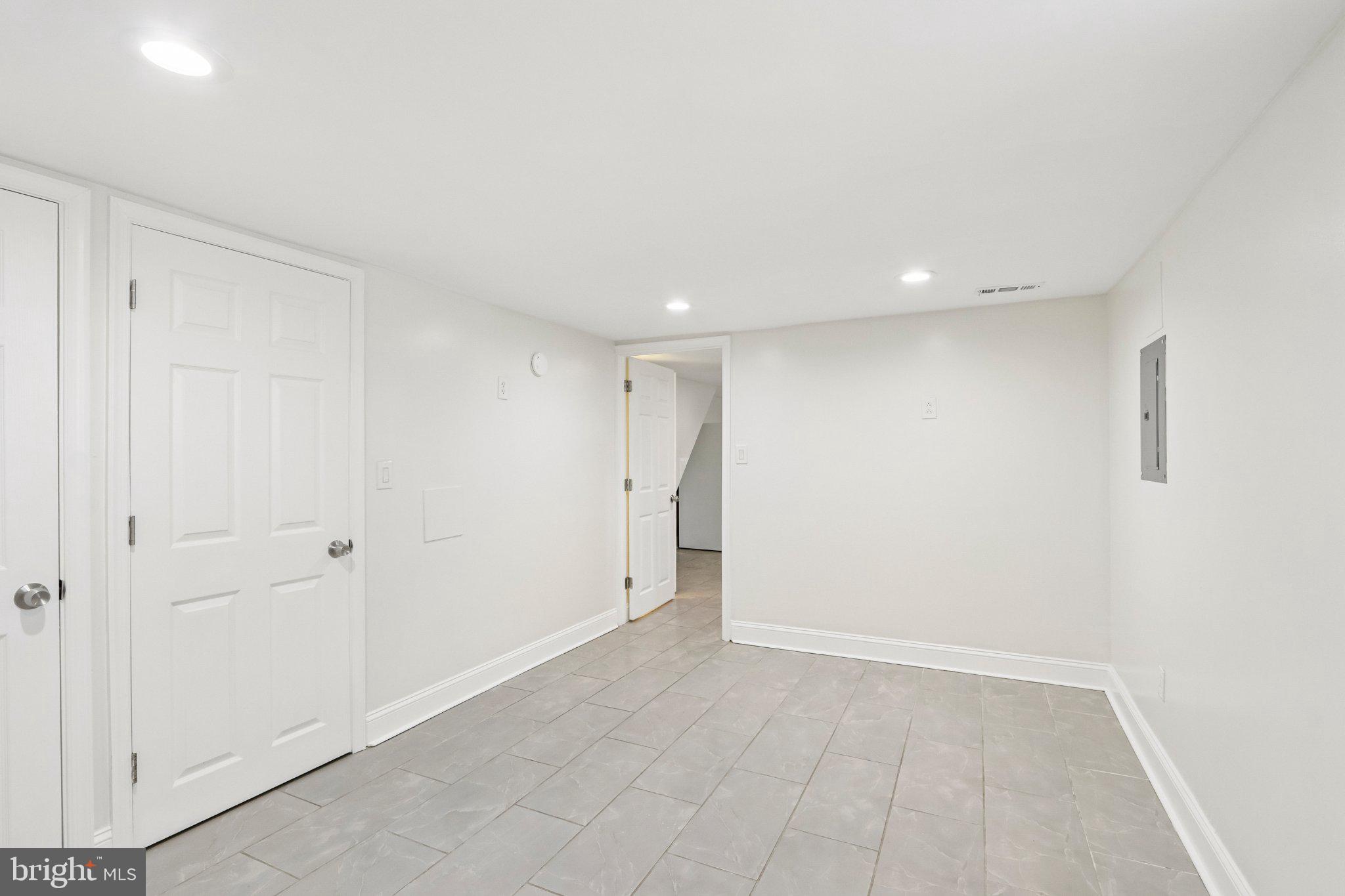 HIGHLAND PARK - Residential