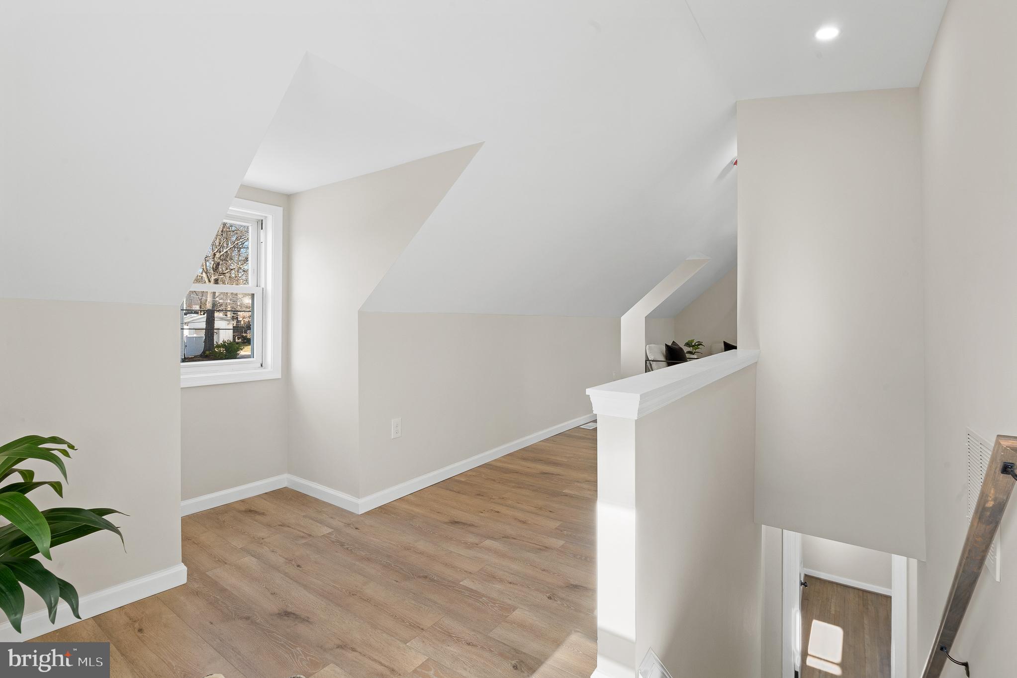 LANDOVER HILLS - Residential