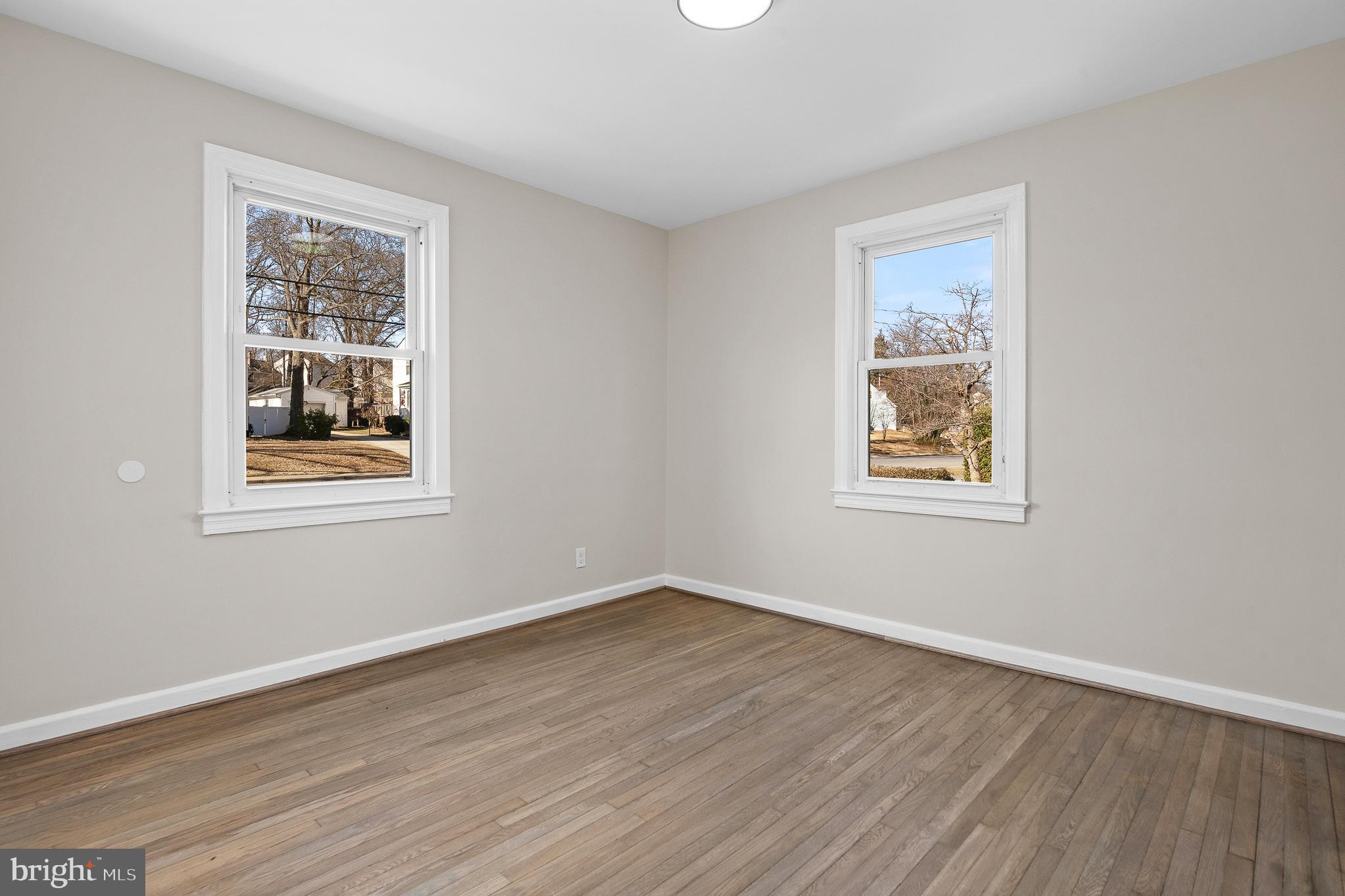 LANDOVER HILLS - Residential