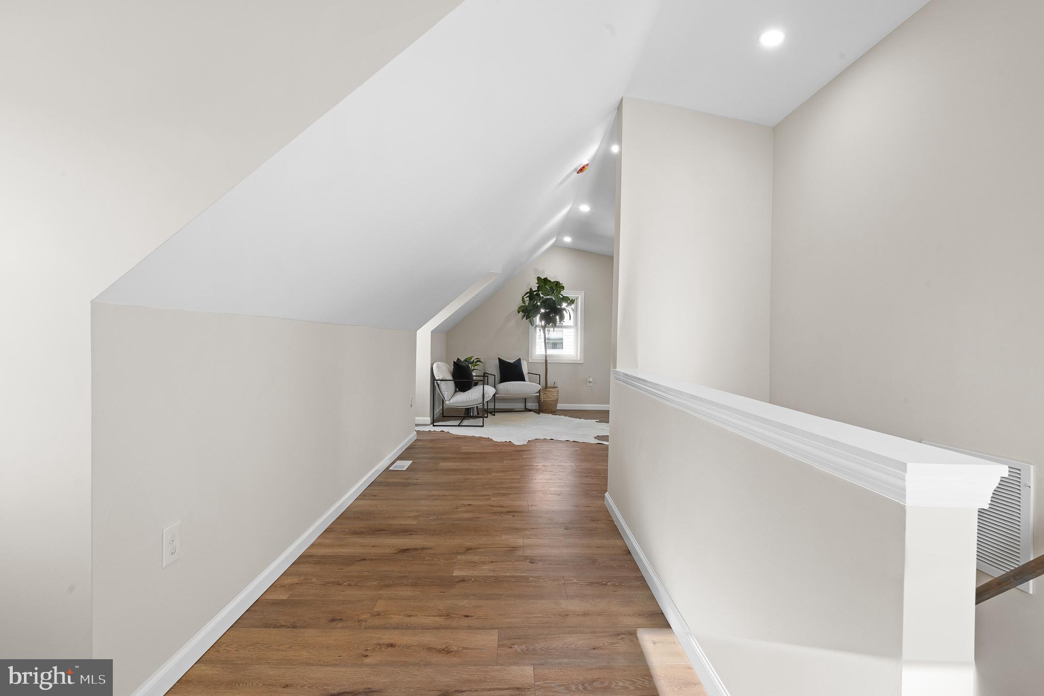 LANDOVER HILLS - Residential