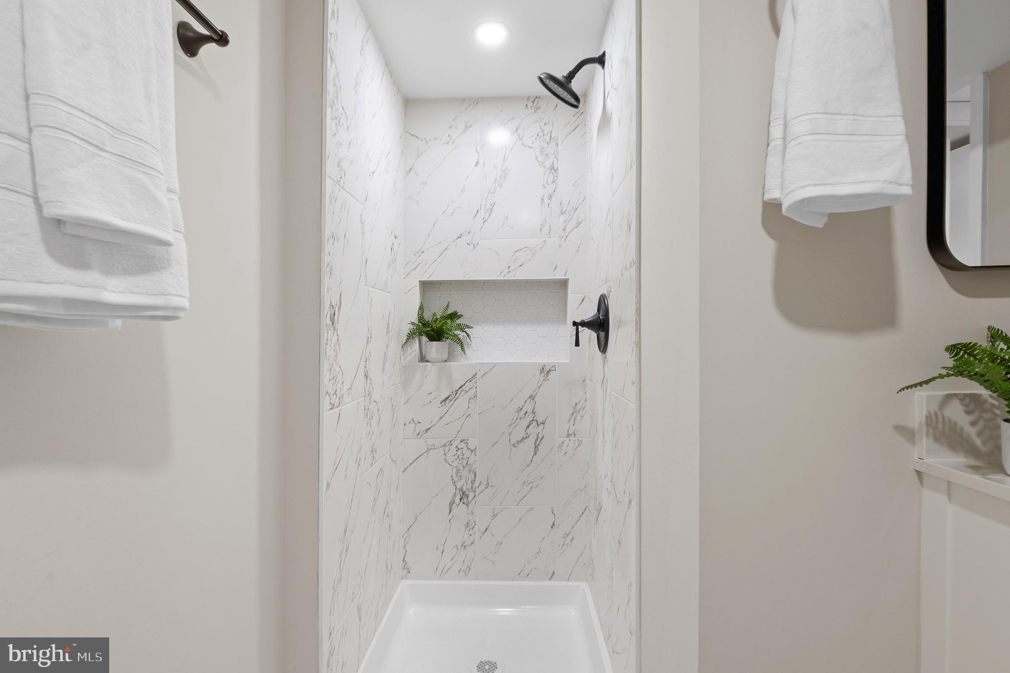 LANDOVER HILLS - Residential