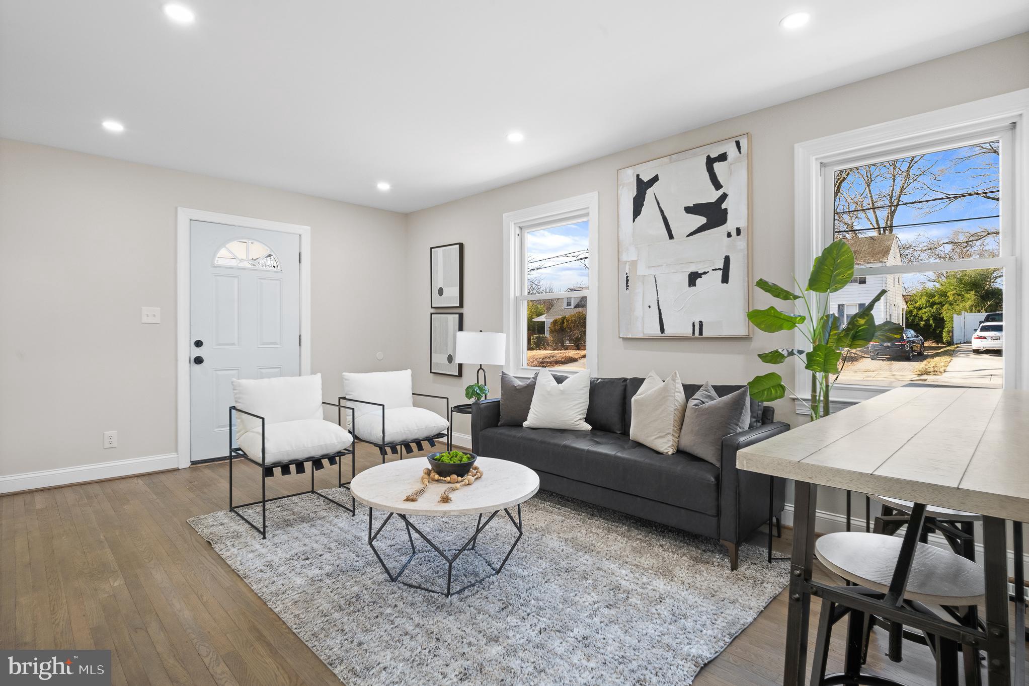 LANDOVER HILLS - Residential