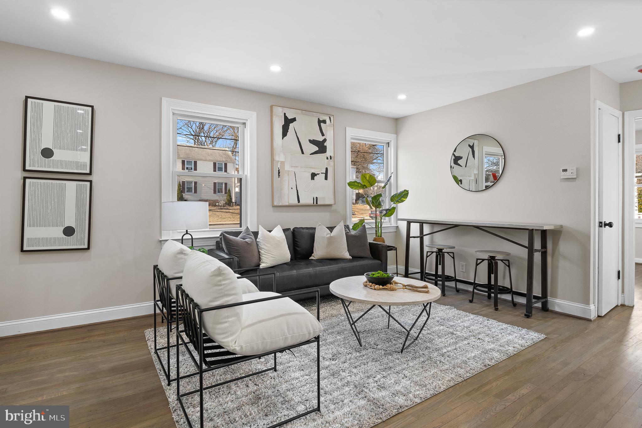 LANDOVER HILLS - Residential