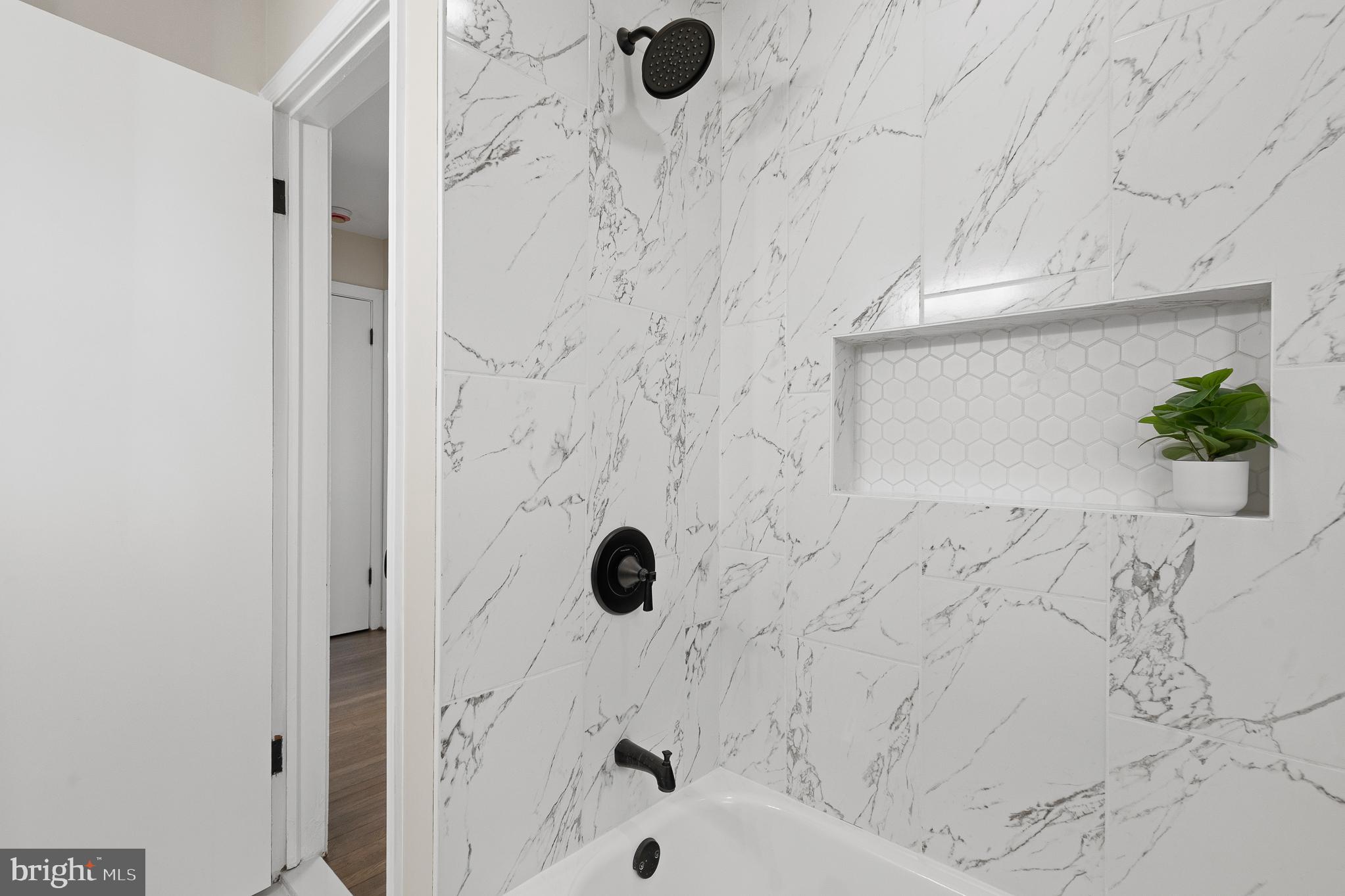 LANDOVER HILLS - Residential