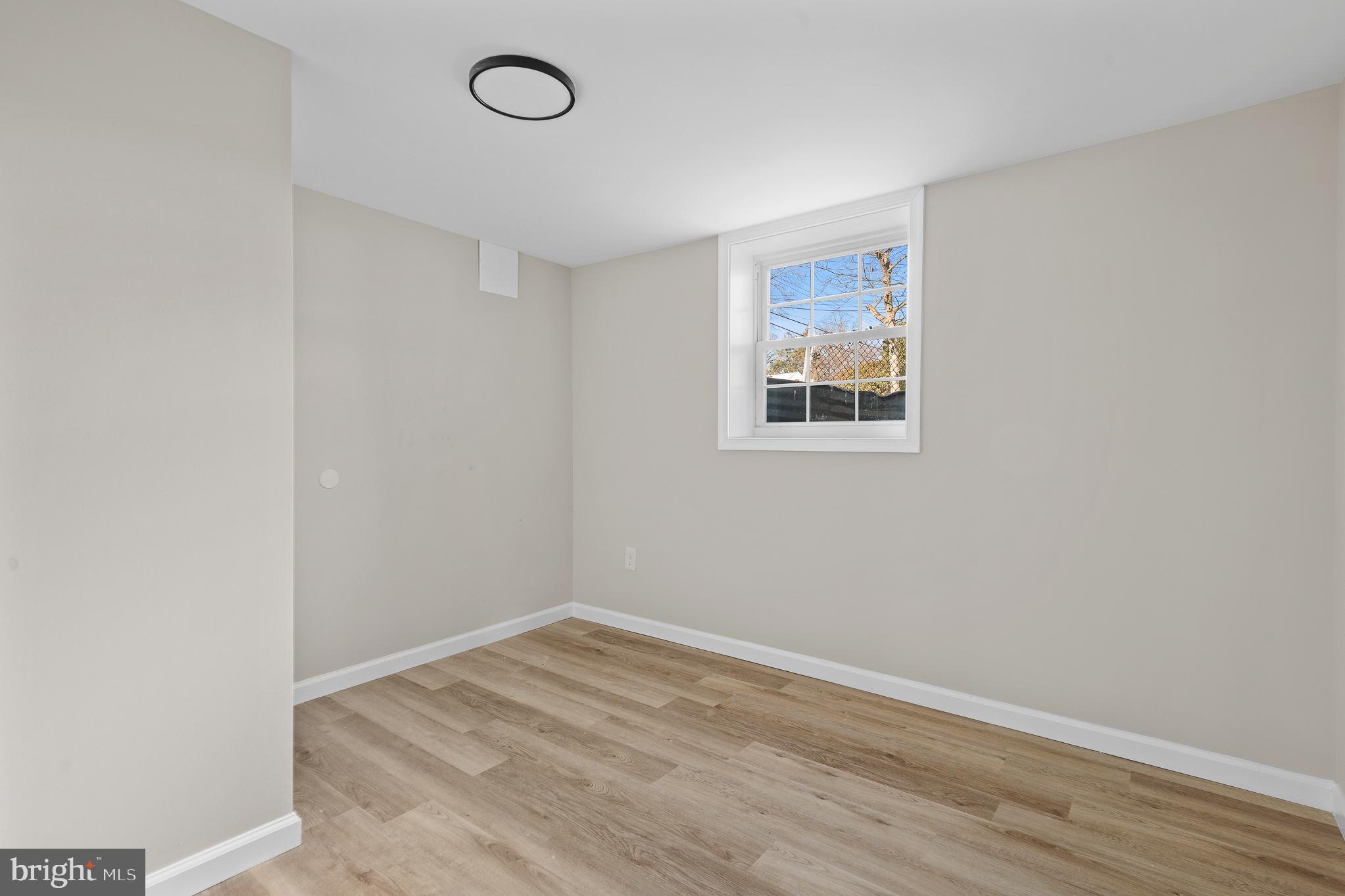 LANDOVER HILLS - Residential