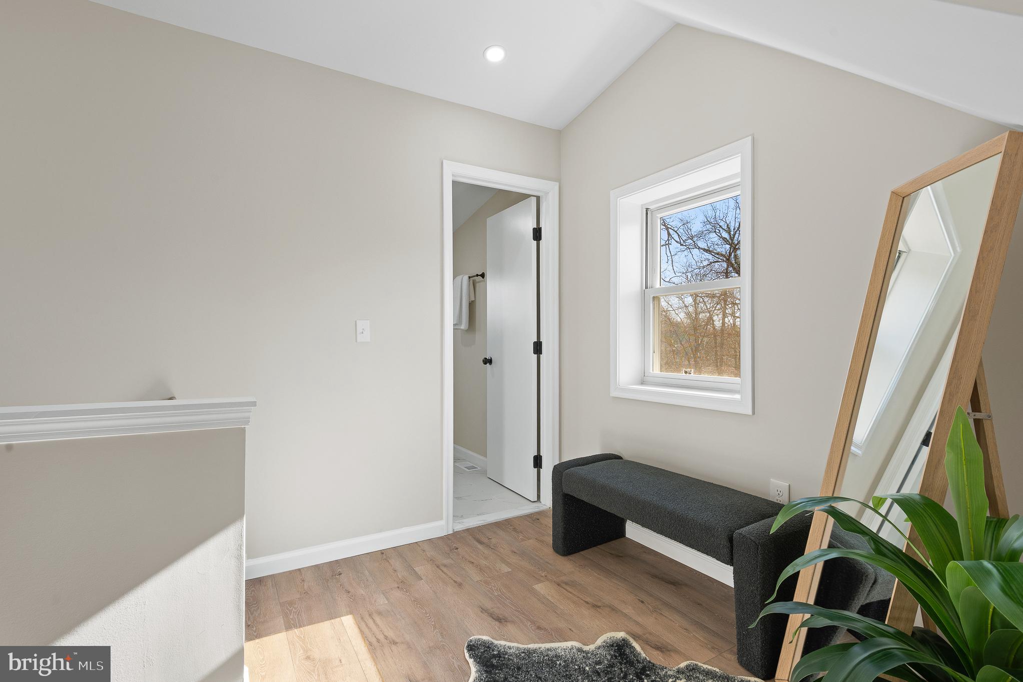 LANDOVER HILLS - Residential