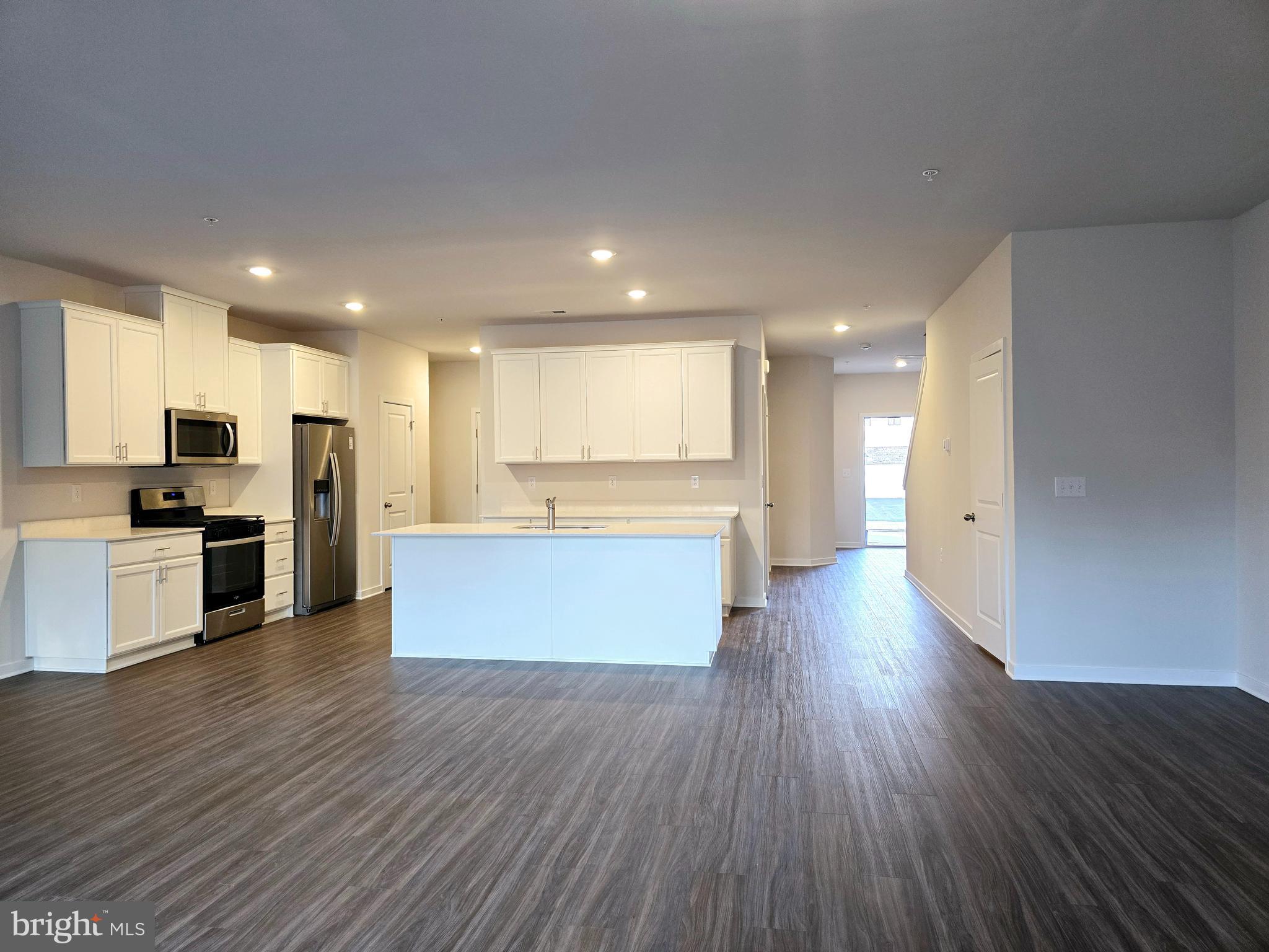 COVENTRY CHASE - Residential Lease