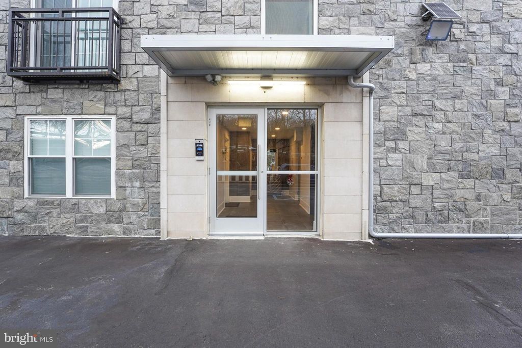 Photo of 537 Apple Street #302, CONSHOHOCKEN, PA 19428 (MLS # PAMC2158678)